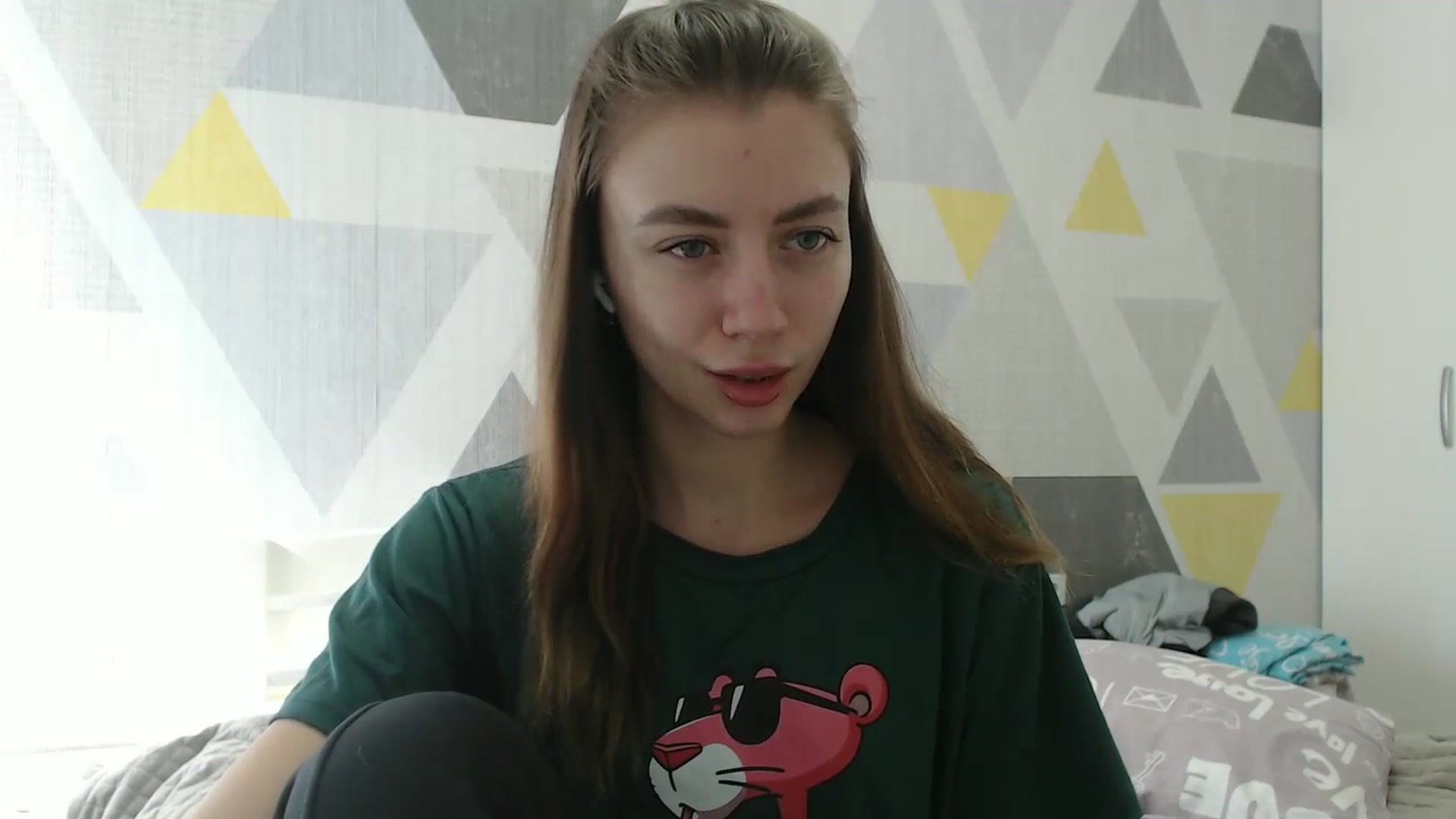 Gallery image thumbnail from Sulfate0's myfreecams stream on, 02/24/2026, 10:15 image 13 of 20