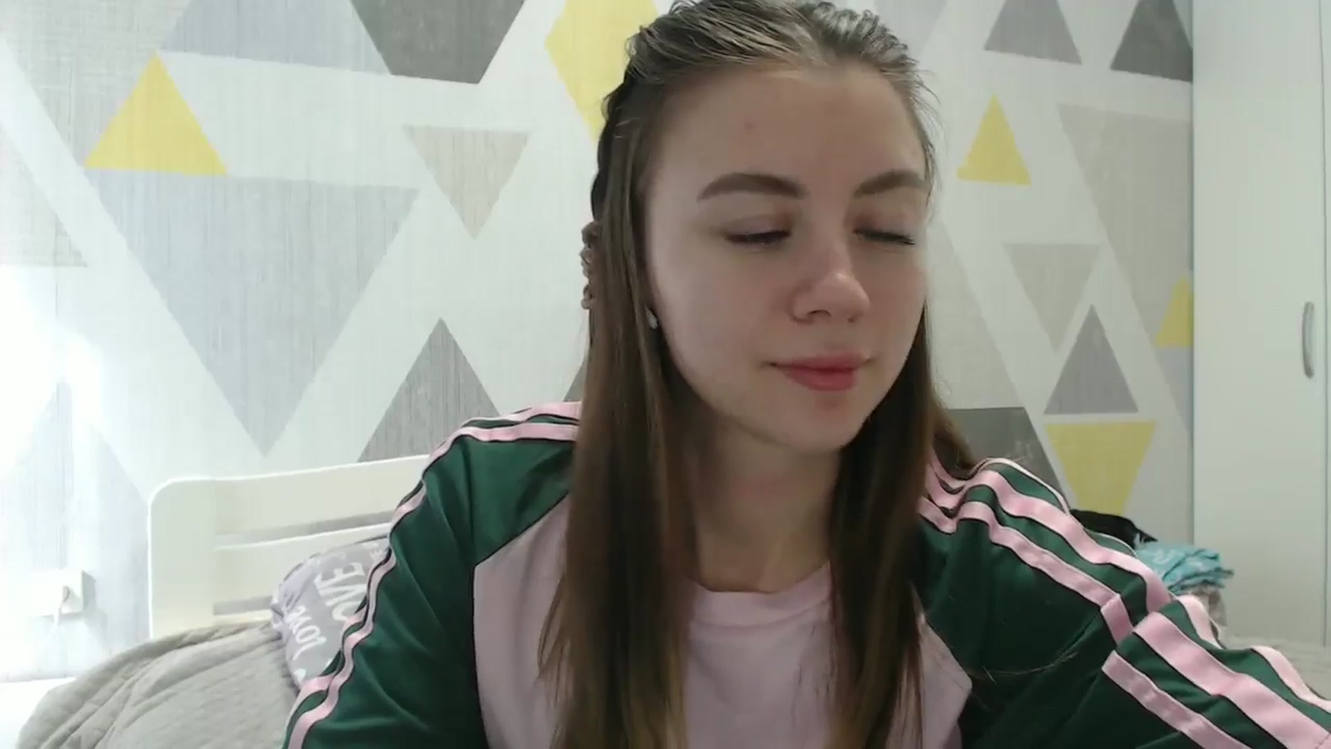 Gallery image thumbnail from Sulfate0's myfreecams stream on, 03/03/2026, 09:27 image 14 of 20