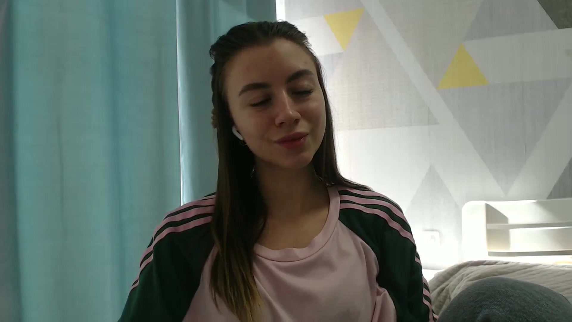 Gallery image thumbnail from Sulfate0's myfreecams stream on, 03/03/2026, 10:21 image 6 of 20