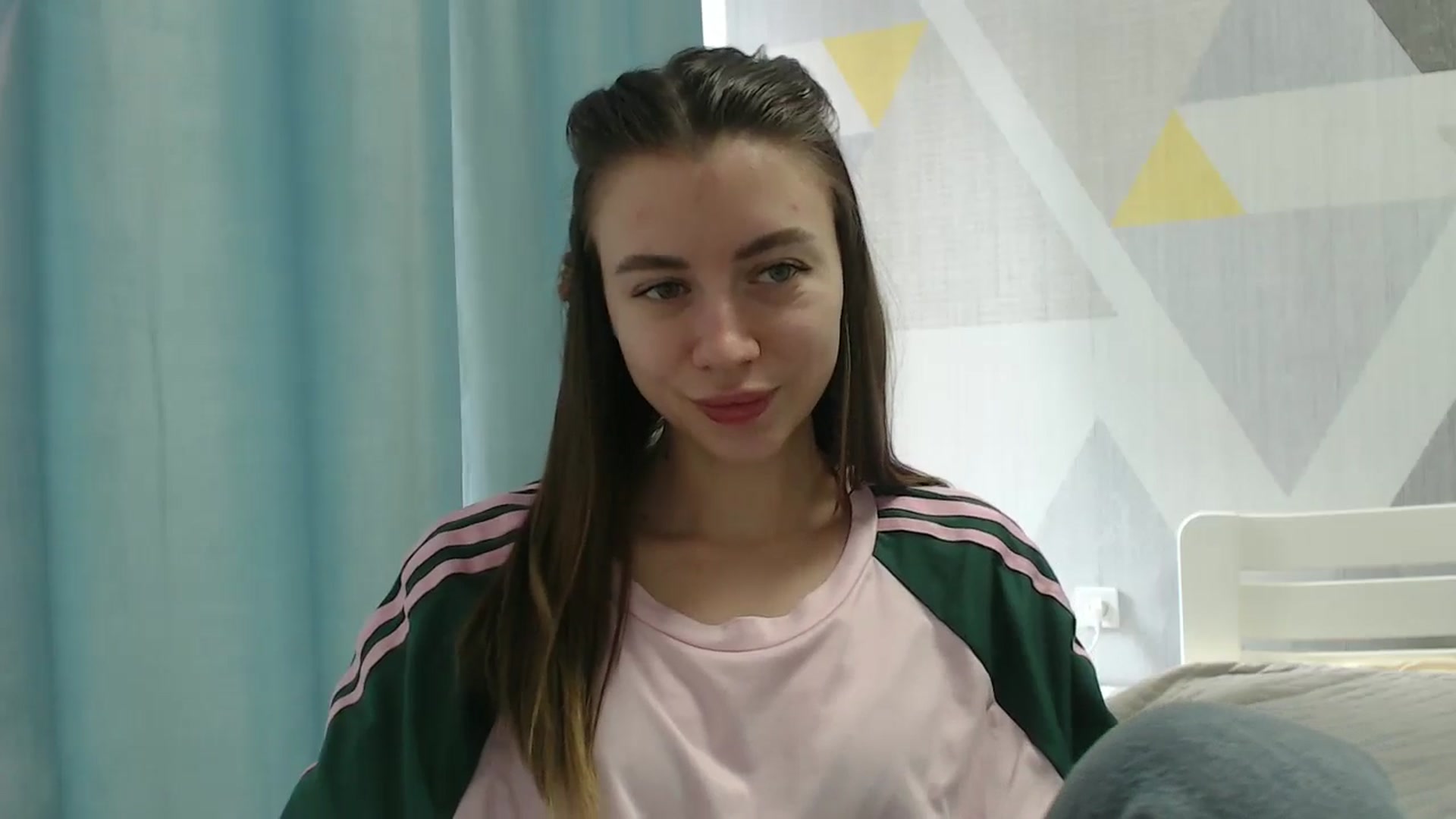 Gallery image thumbnail from Sulfate0's myfreecams stream on, 03/03/2026, 10:21 image 16 of 20