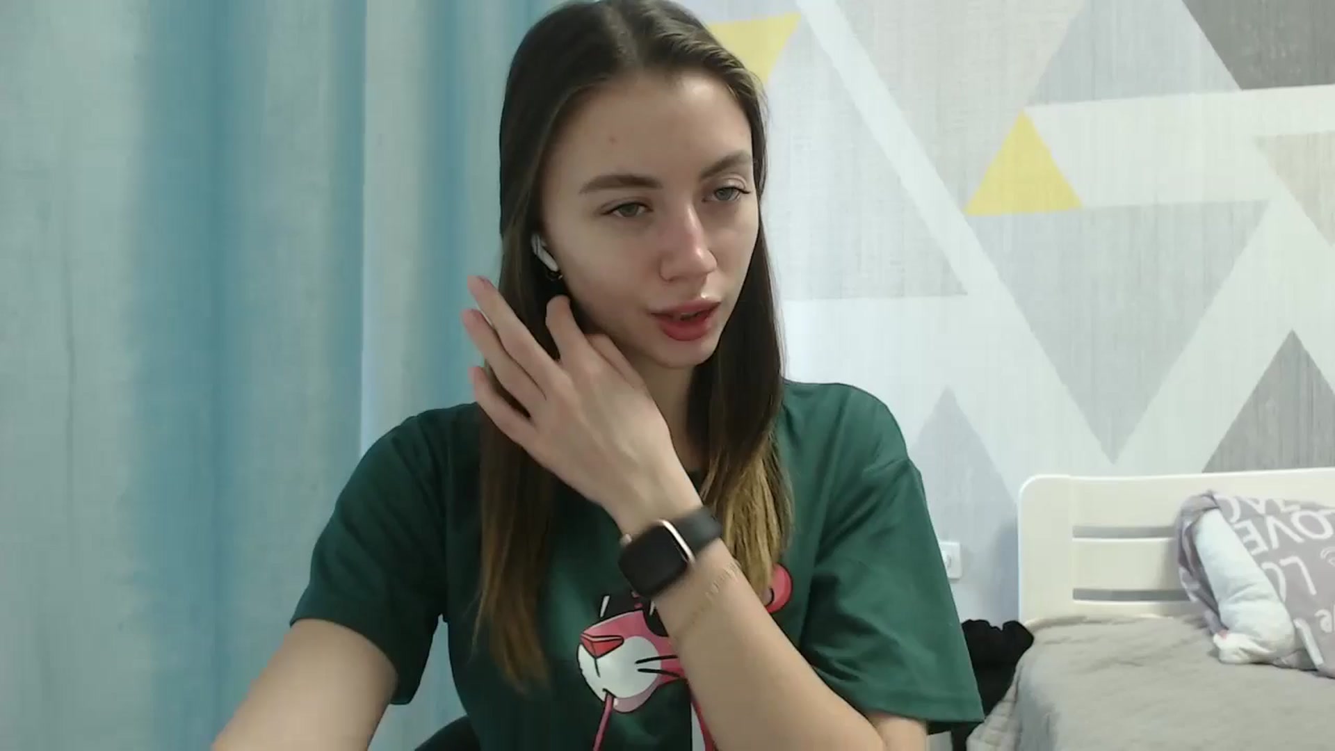 Gallery image thumbnail from Sulfate0's myfreecams stream on, 03/05/2026, 07:53 image 13 of 20