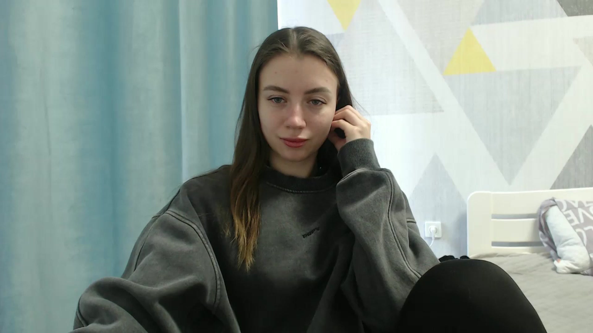 Gallery image thumbnail from Sulfate0's myfreecams stream on, 03/06/2026, 08:42 image 13 of 20