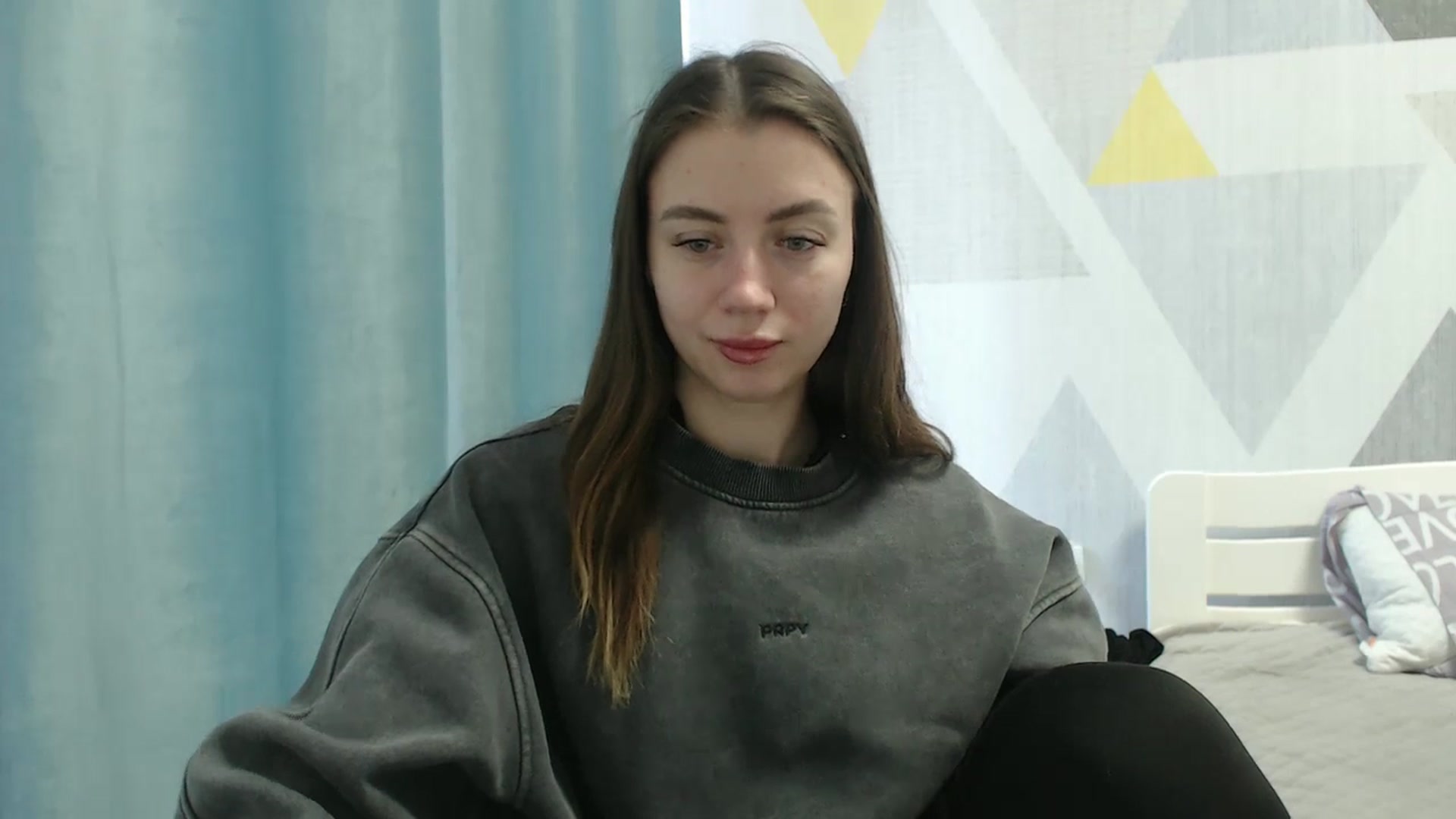 Gallery image thumbnail from Sulfate0's myfreecams stream on, 03/06/2026, 08:42 image 17 of 20
