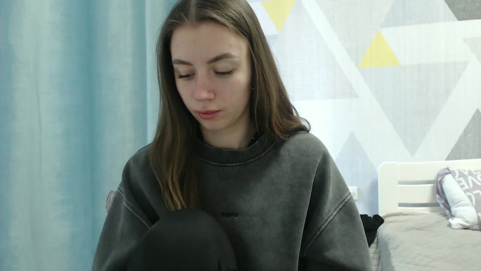 Gallery image thumbnail from Sulfate0's myfreecams stream on, 03/06/2026, 08:42 image 18 of 20