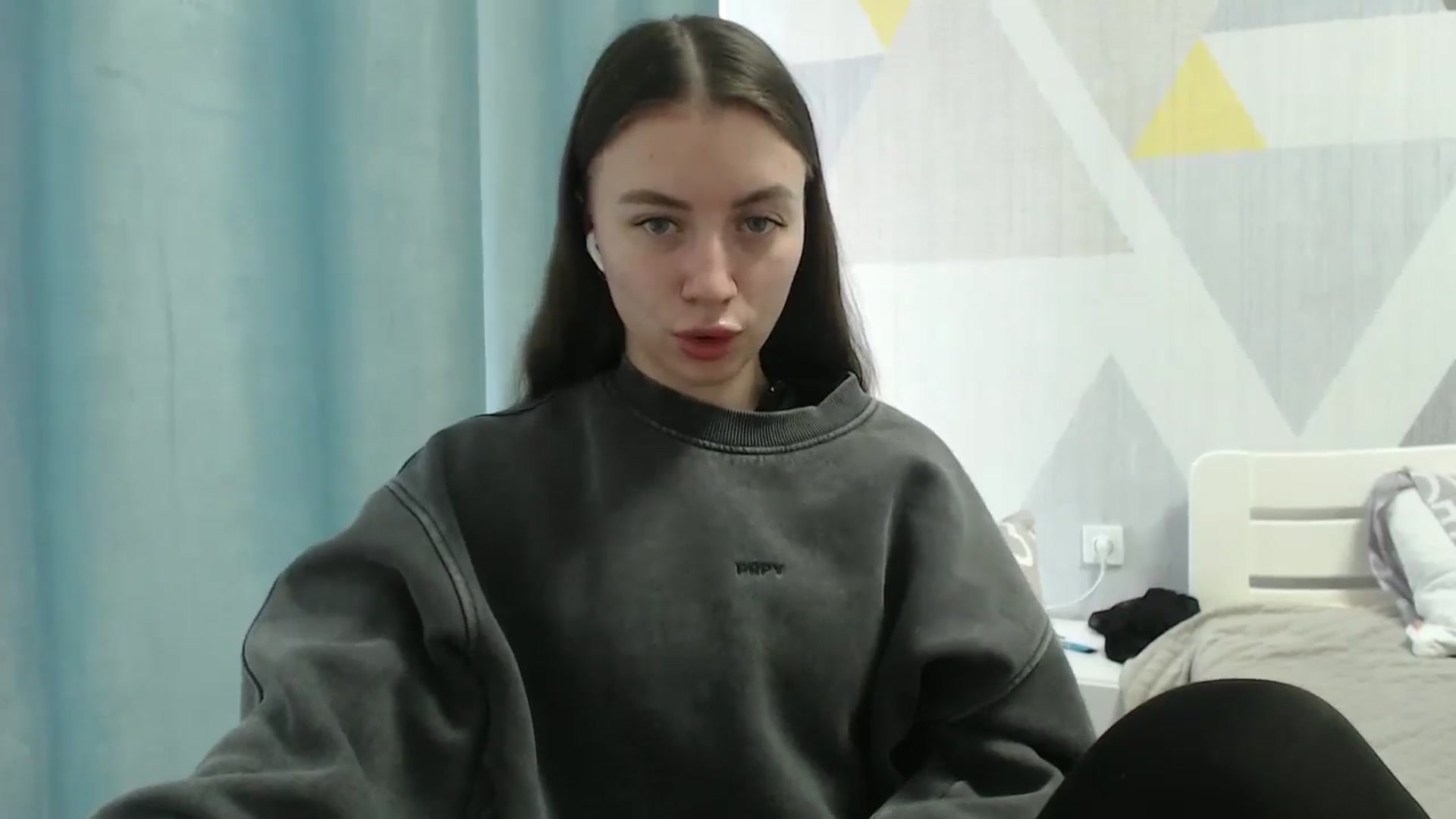 Gallery image thumbnail from Sulfate0's myfreecams stream on, 03/06/2026, 10:51 image 12 of 20