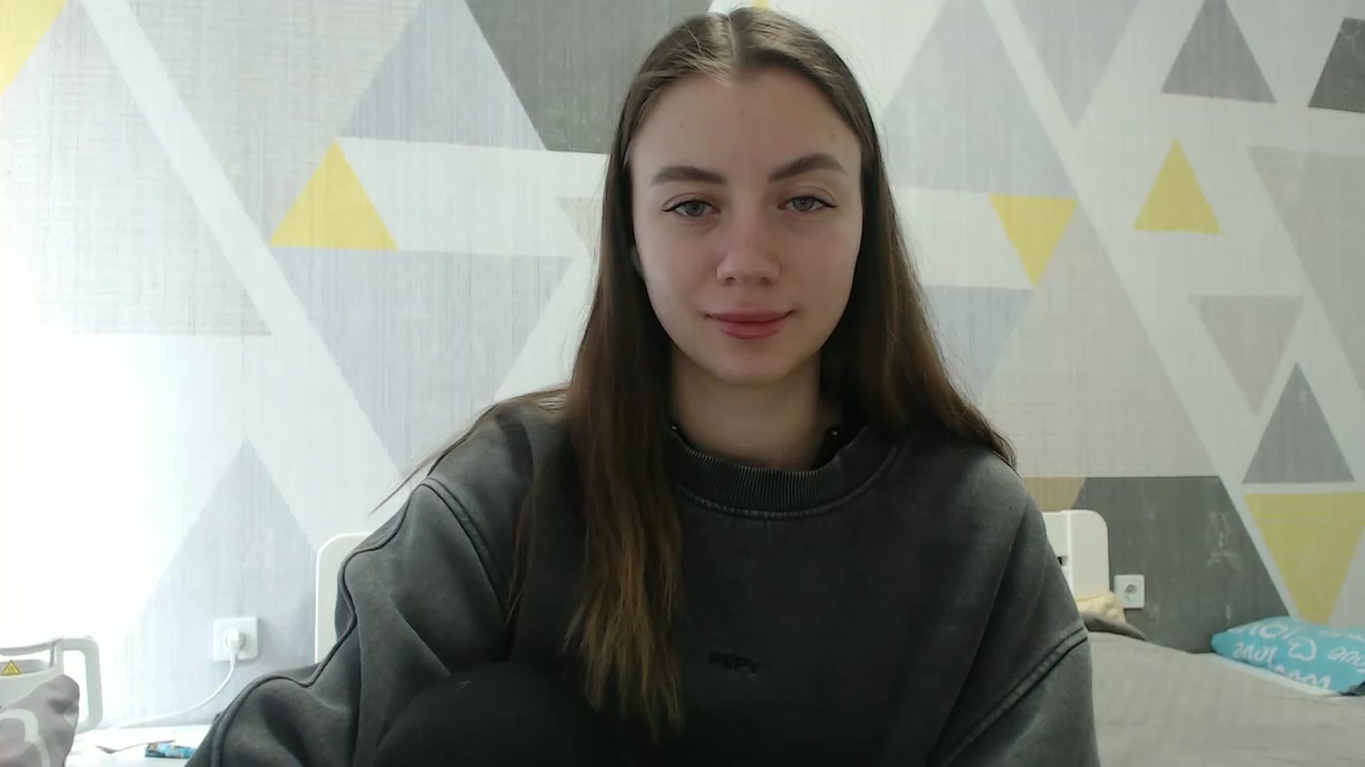 Gallery image thumbnail from Sulfate0's myfreecams stream on, 03/06/2026, 11:32 image 16 of 20