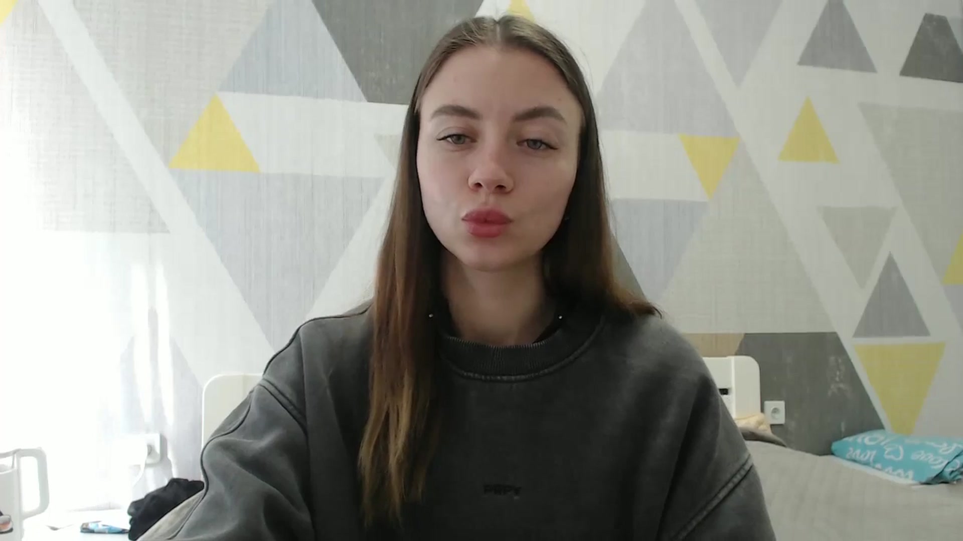 Gallery image thumbnail from Sulfate0's myfreecams stream on, 03/06/2026, 12:10 image 15 of 20