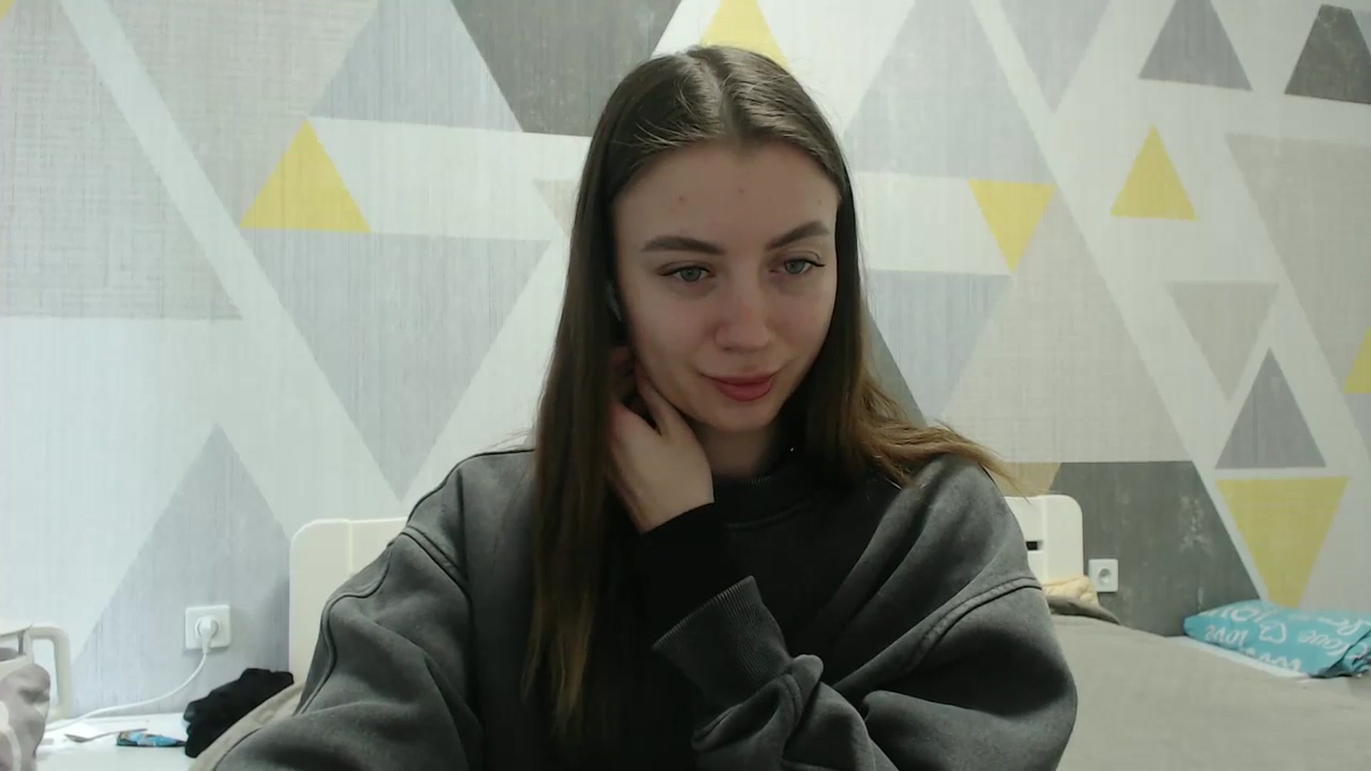 Gallery image thumbnail from Sulfate0's myfreecams stream on, 03/06/2026, 12:10 image 9 of 20