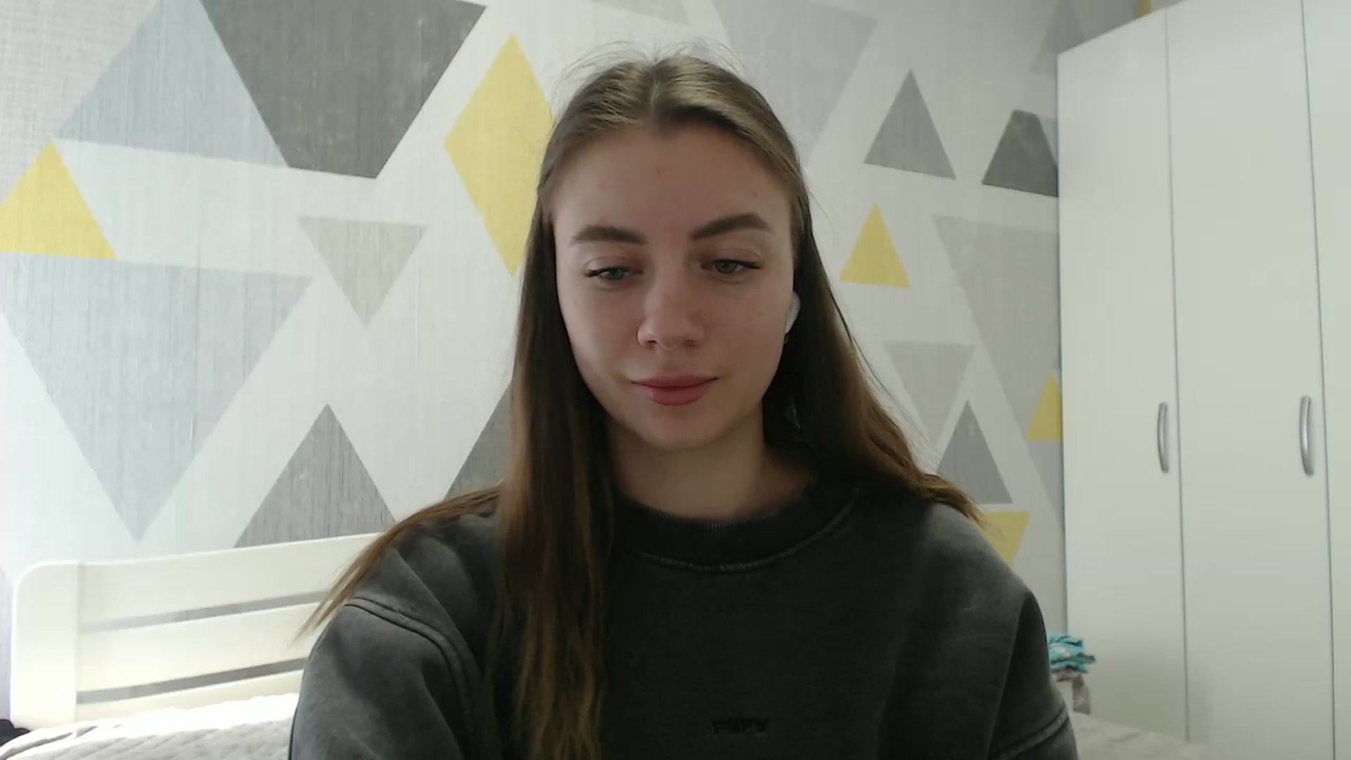 Gallery image thumbnail from Sulfate0's myfreecams stream on, 03/08/2026, 10:32 image 2 of 20