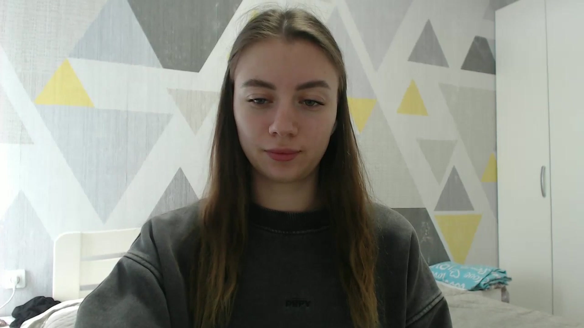 Gallery image thumbnail from Sulfate0's myfreecams stream on, 03/08/2026, 10:32 image 12 of 20