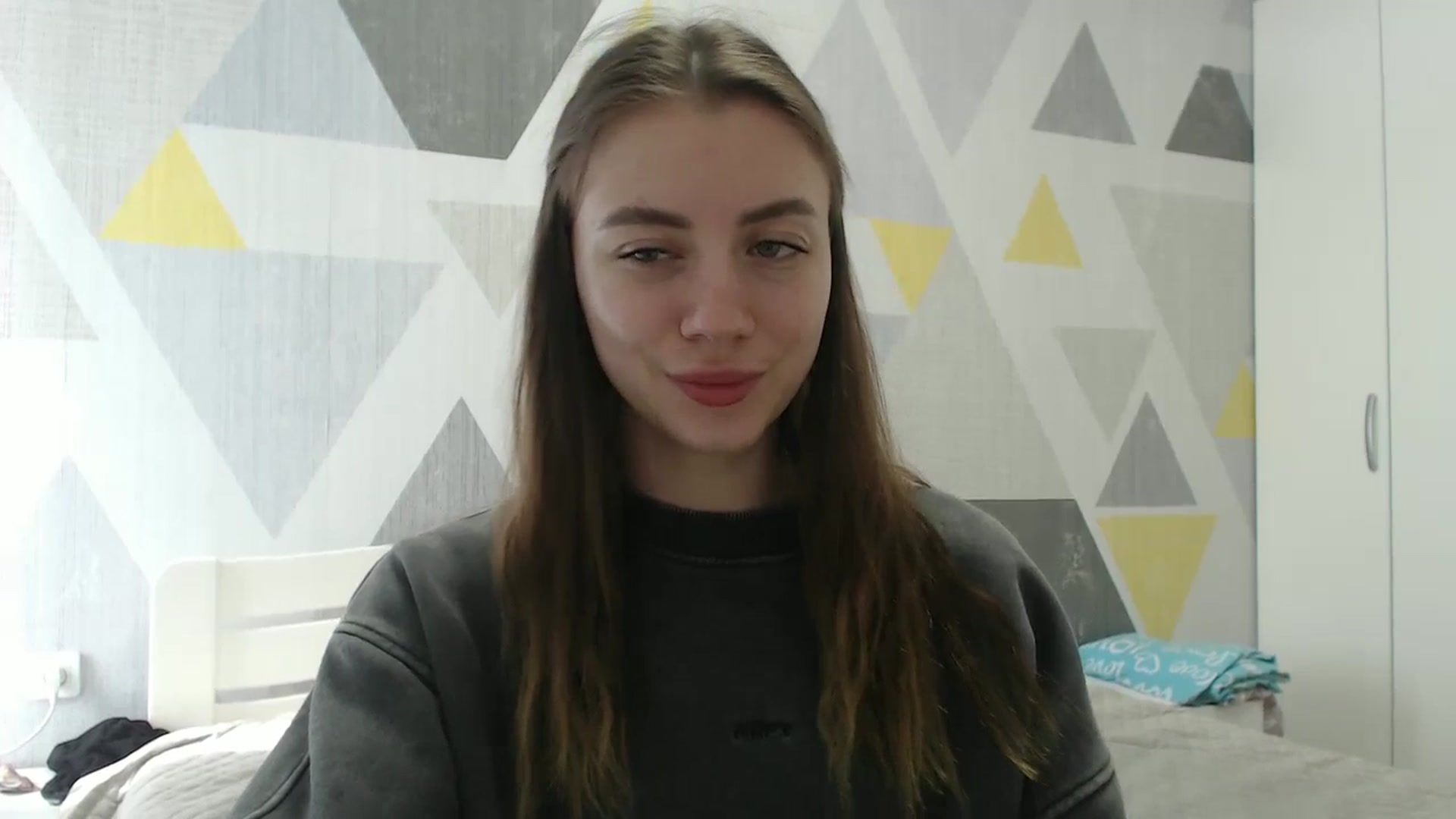 Gallery image thumbnail from Sulfate0's myfreecams stream on, 03/08/2026, 10:32 image 17 of 20