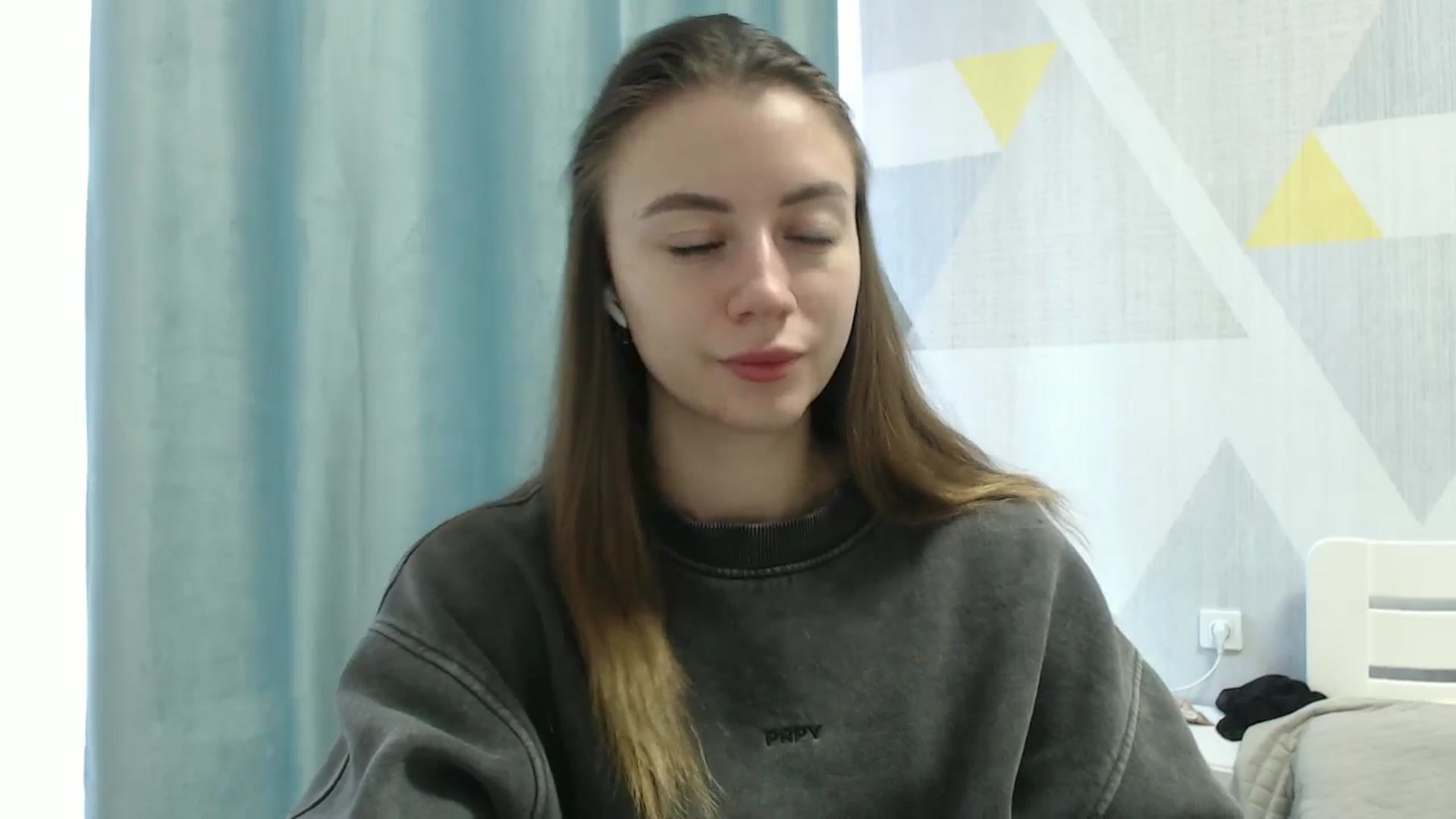 Gallery image thumbnail from Sulfate0's myfreecams stream on, 03/09/2026, 08:33 image 6 of 20