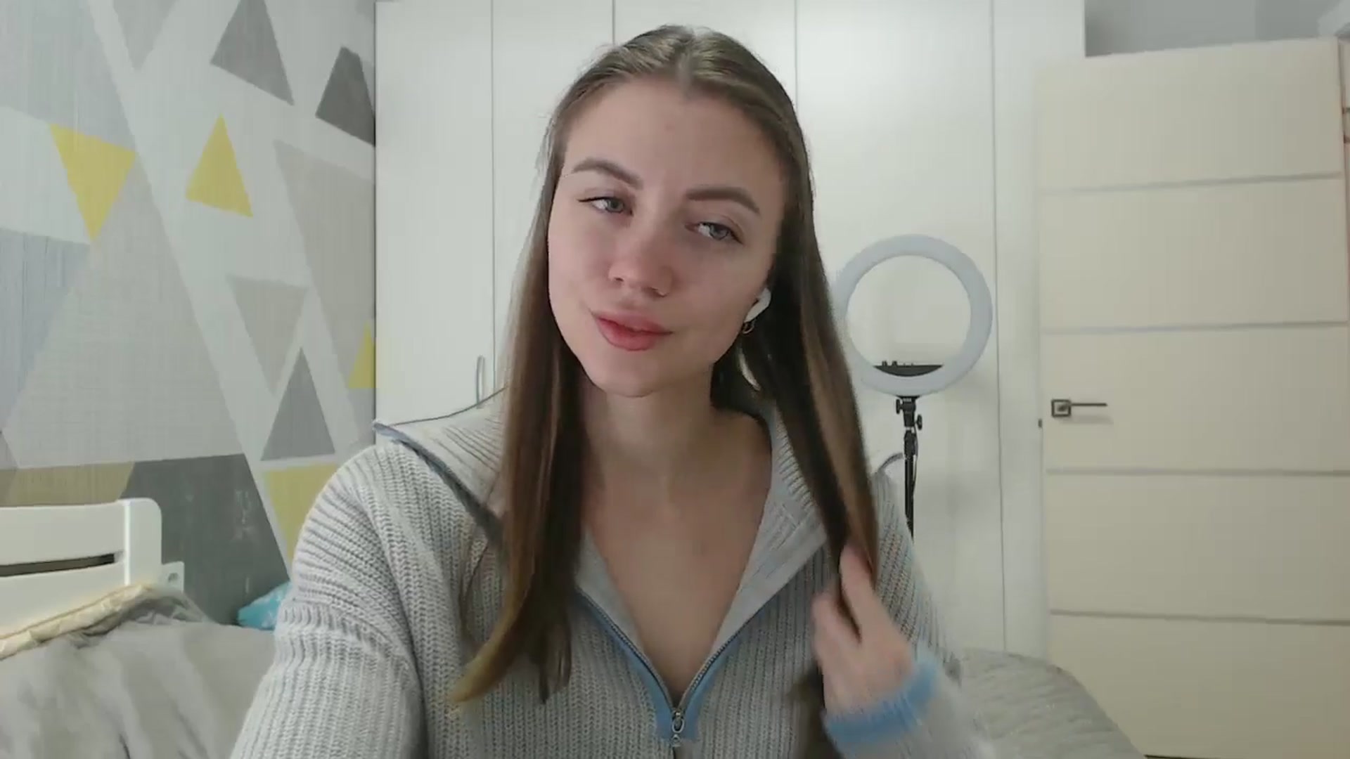Gallery image thumbnail from Sulfate0's myfreecams stream on, 03/15/2026, 10:42 image 3 of 20