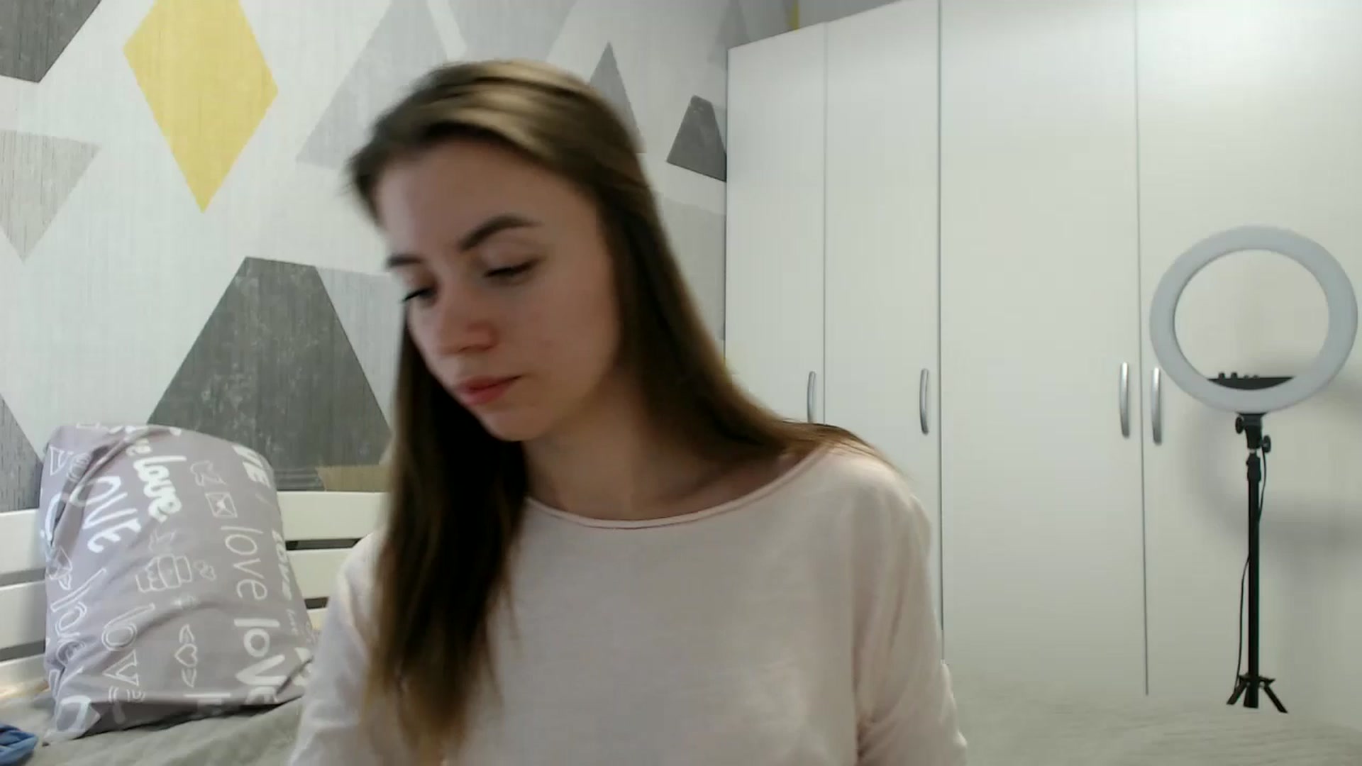 Gallery image thumbnail from Sulfate0's myfreecams stream on, 03/19/2026, 10:27 image 8 of 20