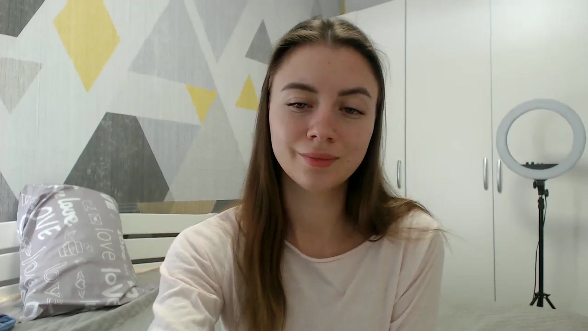 Gallery image thumbnail from Sulfate0's myfreecams stream on, 03/19/2026, 10:27 image 15 of 20