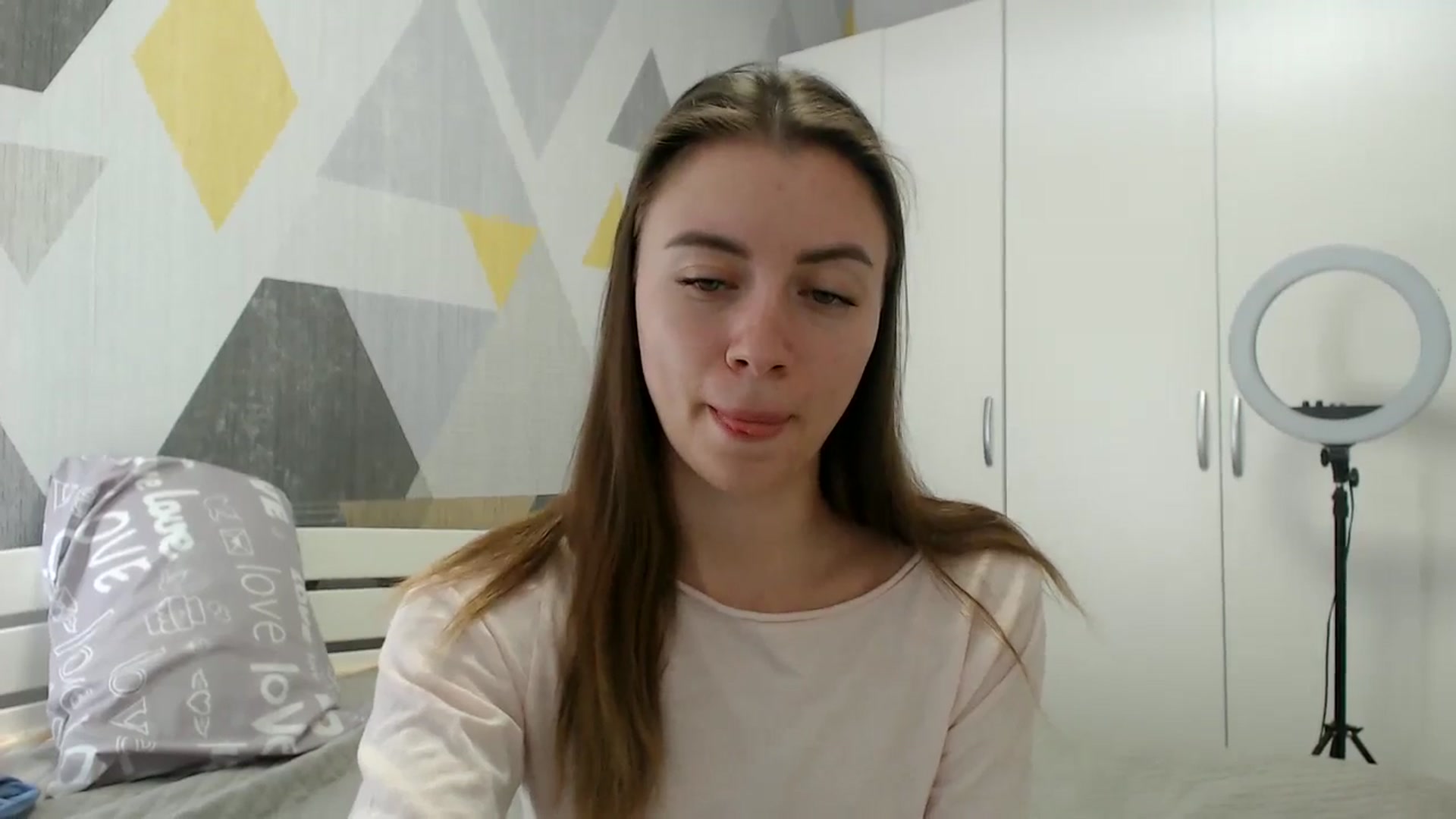Gallery image thumbnail from Sulfate0's myfreecams stream on, 03/19/2026, 10:27 image 20 of 20