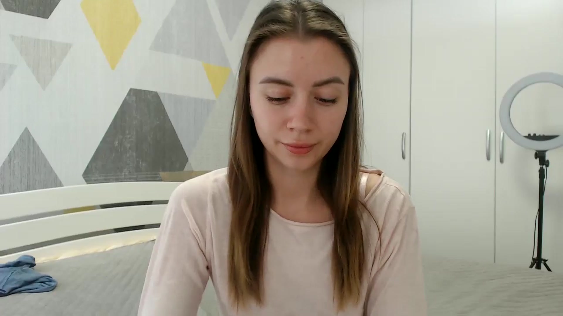 Gallery image thumbnail from Sulfate0's myfreecams stream on, 03/19/2026, 11:22 image 8 of 20