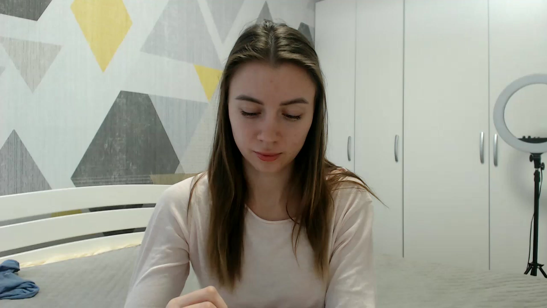Gallery image thumbnail from Sulfate0's myfreecams stream on, 03/19/2026, 12:18 image 1 of 20