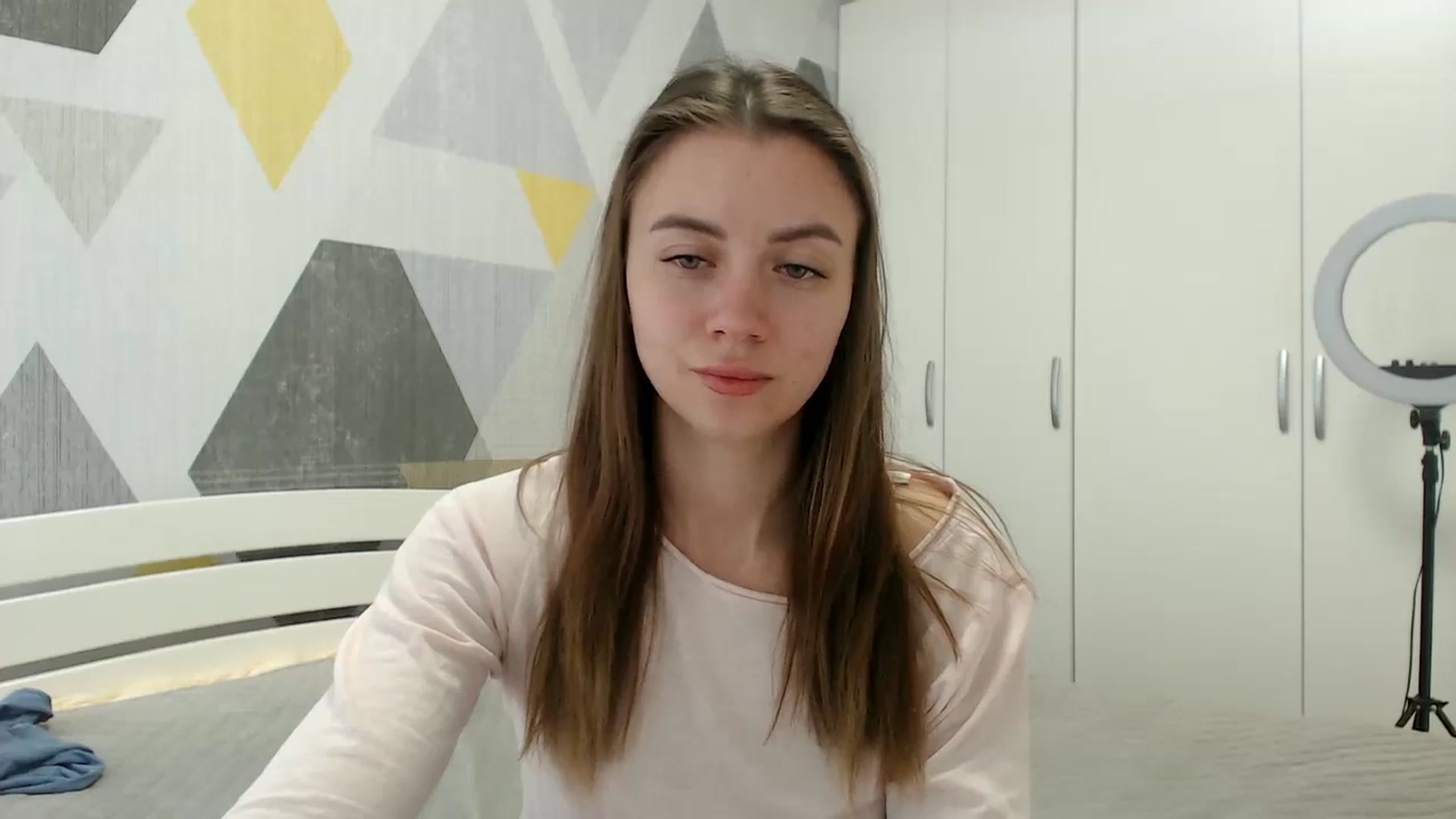 Gallery image thumbnail from Sulfate0's myfreecams stream on, 03/19/2026, 12:18 image 13 of 20