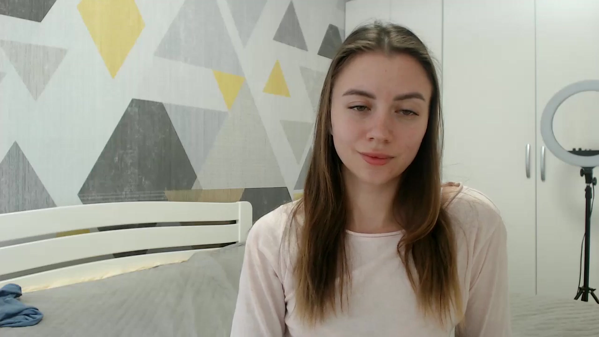 Gallery image thumbnail from Sulfate0's myfreecams stream on, 03/19/2026, 12:18 image 18 of 20