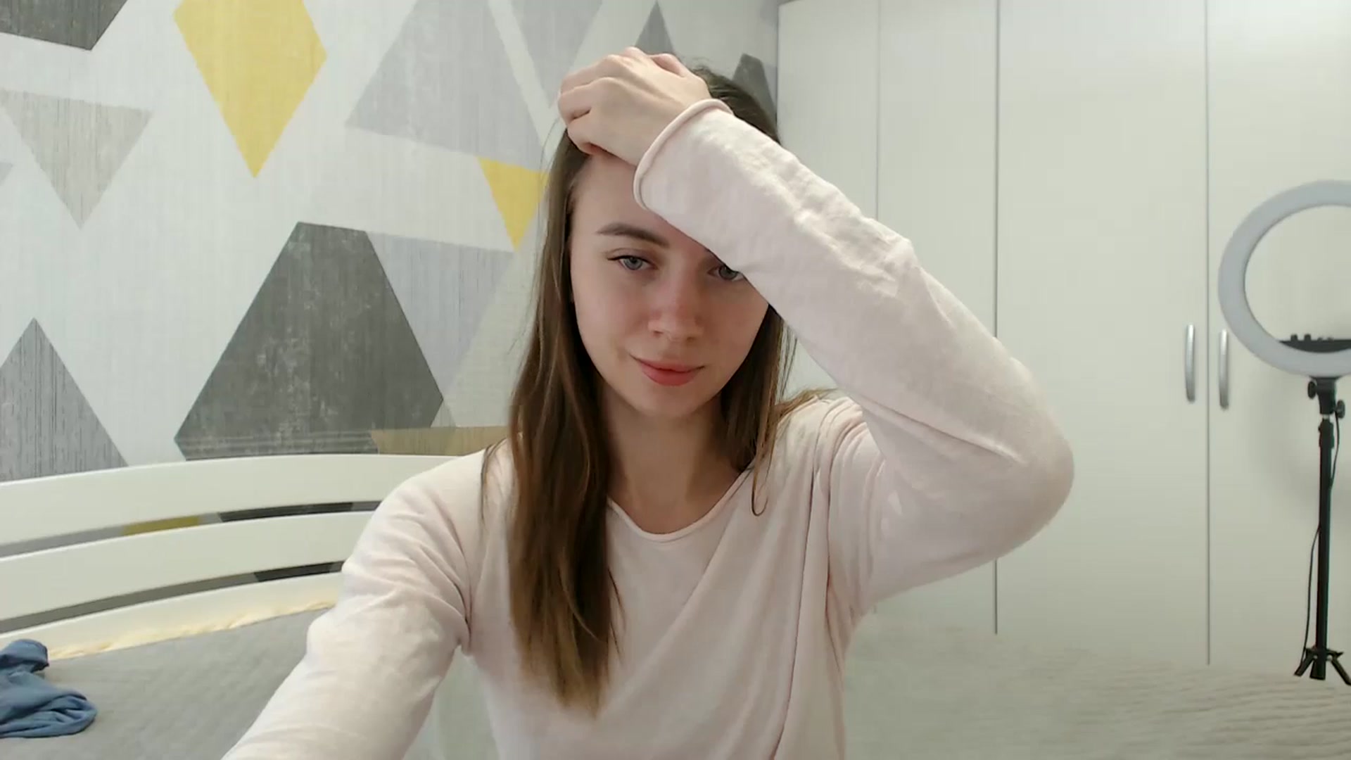 Gallery image thumbnail from Sulfate0's myfreecams stream on, 03/19/2026, 12:18 image 7 of 20