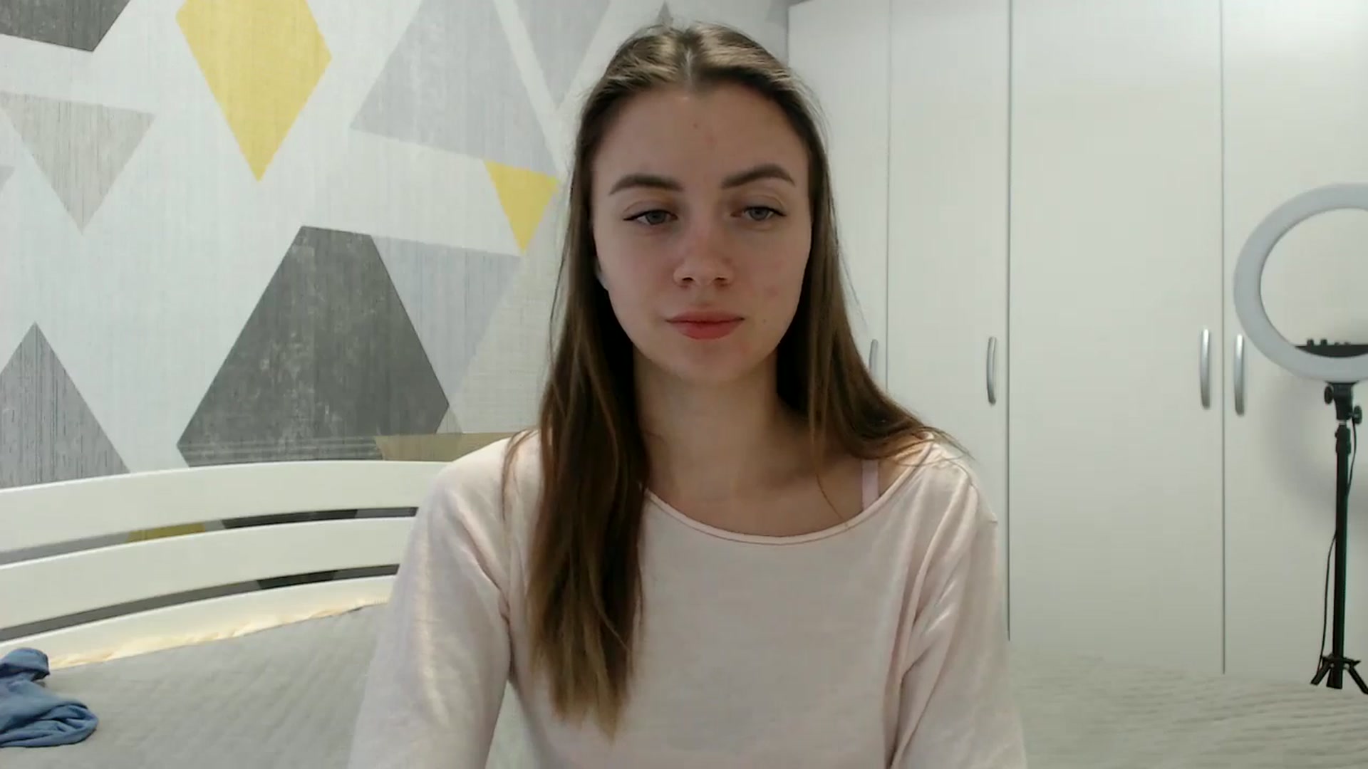 Gallery image thumbnail from Sulfate0's myfreecams stream on, 03/19/2026, 12:18 image 3 of 20