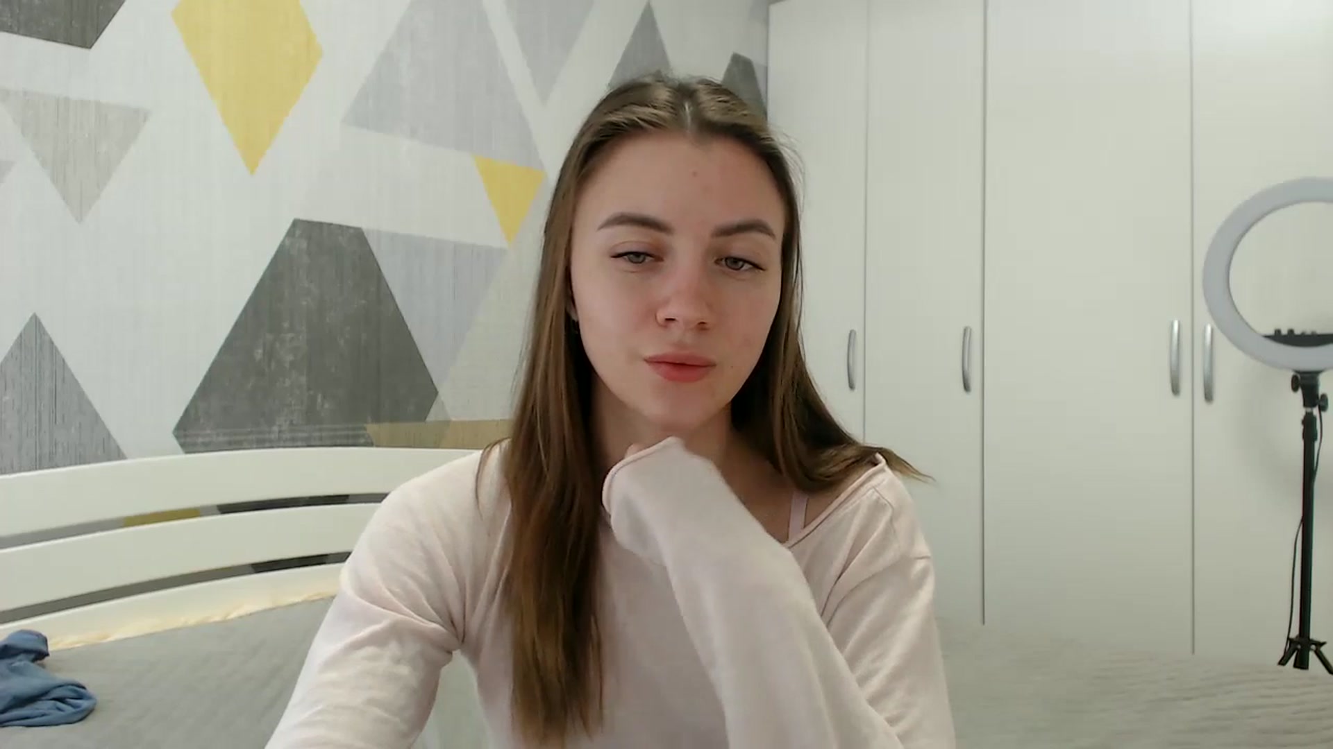 Gallery image thumbnail from Sulfate0's myfreecams stream on, 03/19/2026, 12:18 image 15 of 20