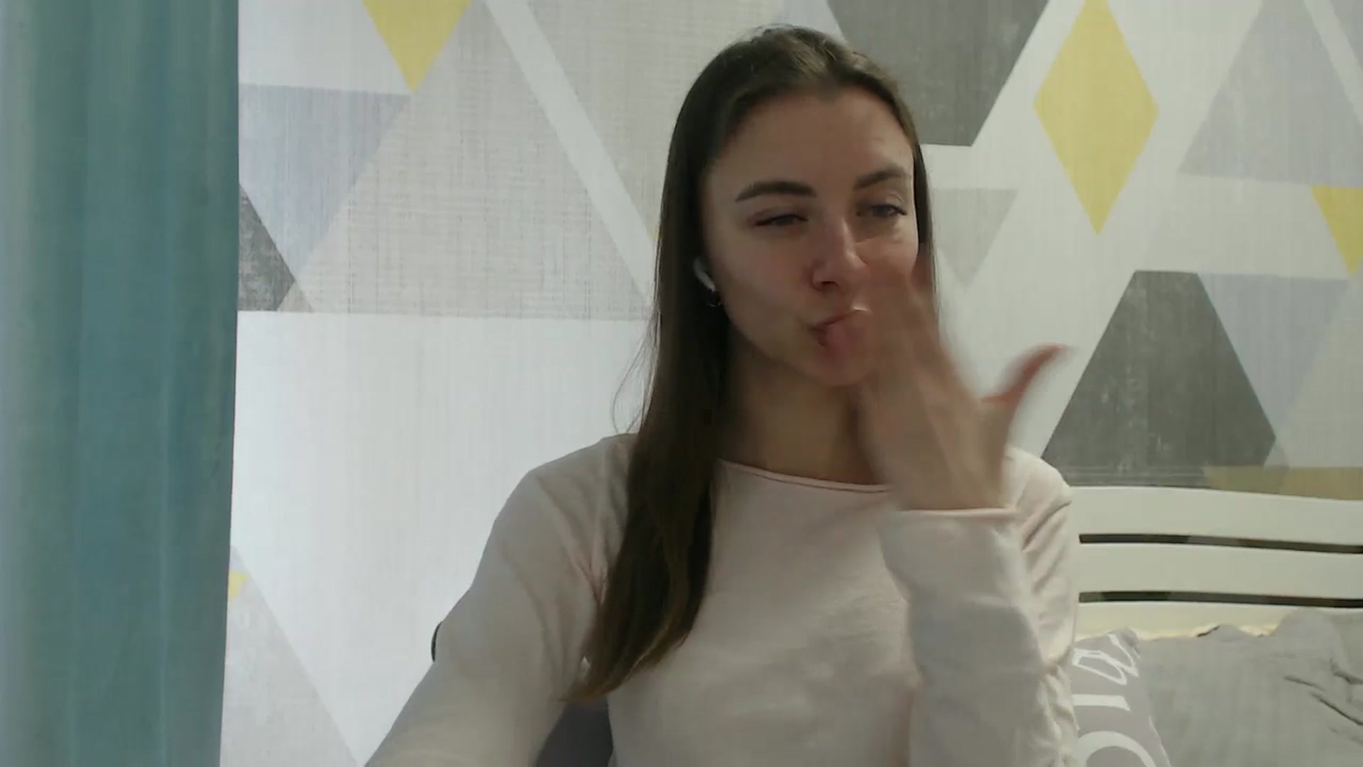 Gallery image thumbnail from Sulfate0's myfreecams stream on, 03/21/2026, 09:25 image 7 of 20