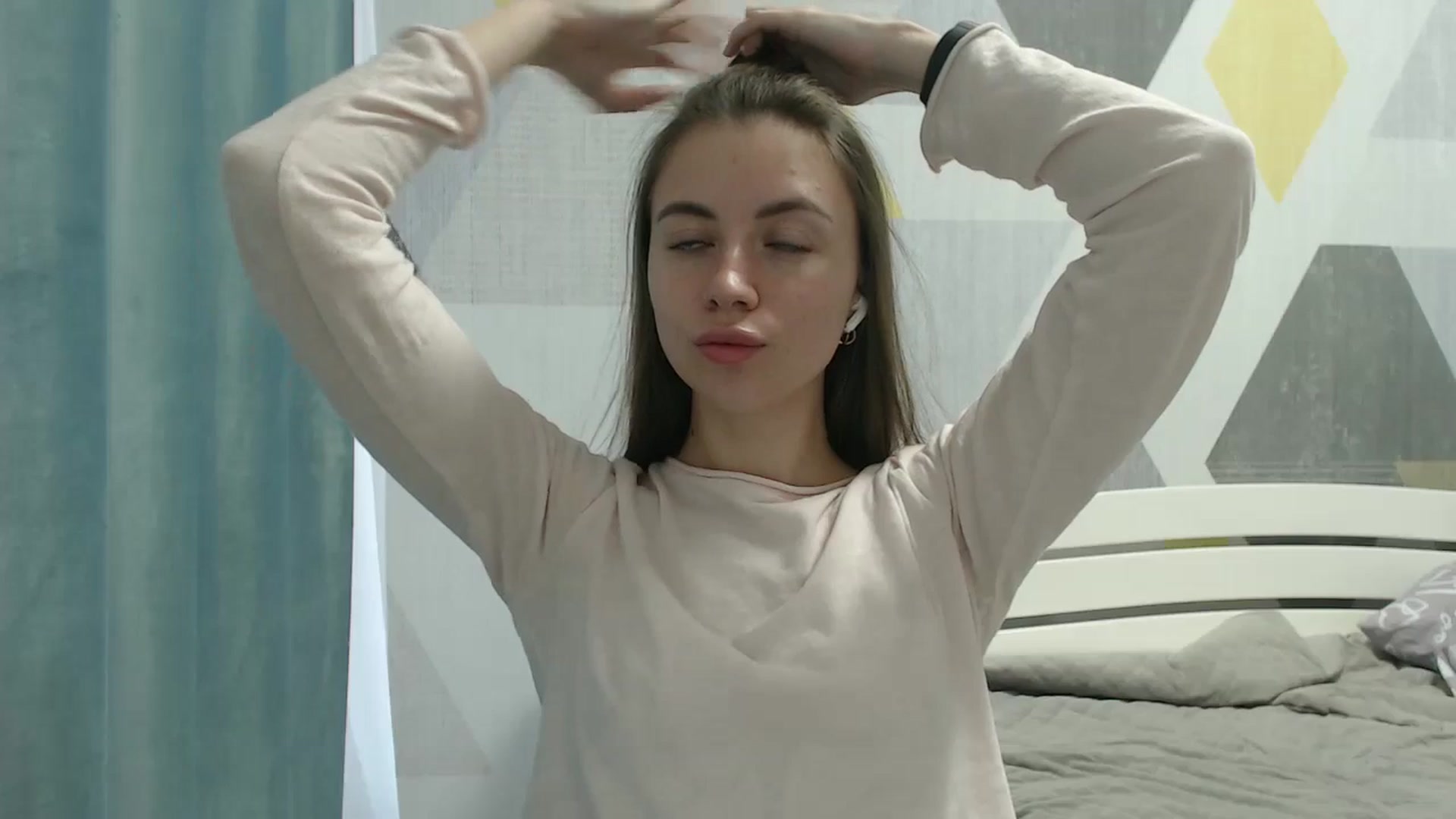Gallery image thumbnail from Sulfate0's myfreecams stream on, 03/21/2026, 15:01 image 18 of 20