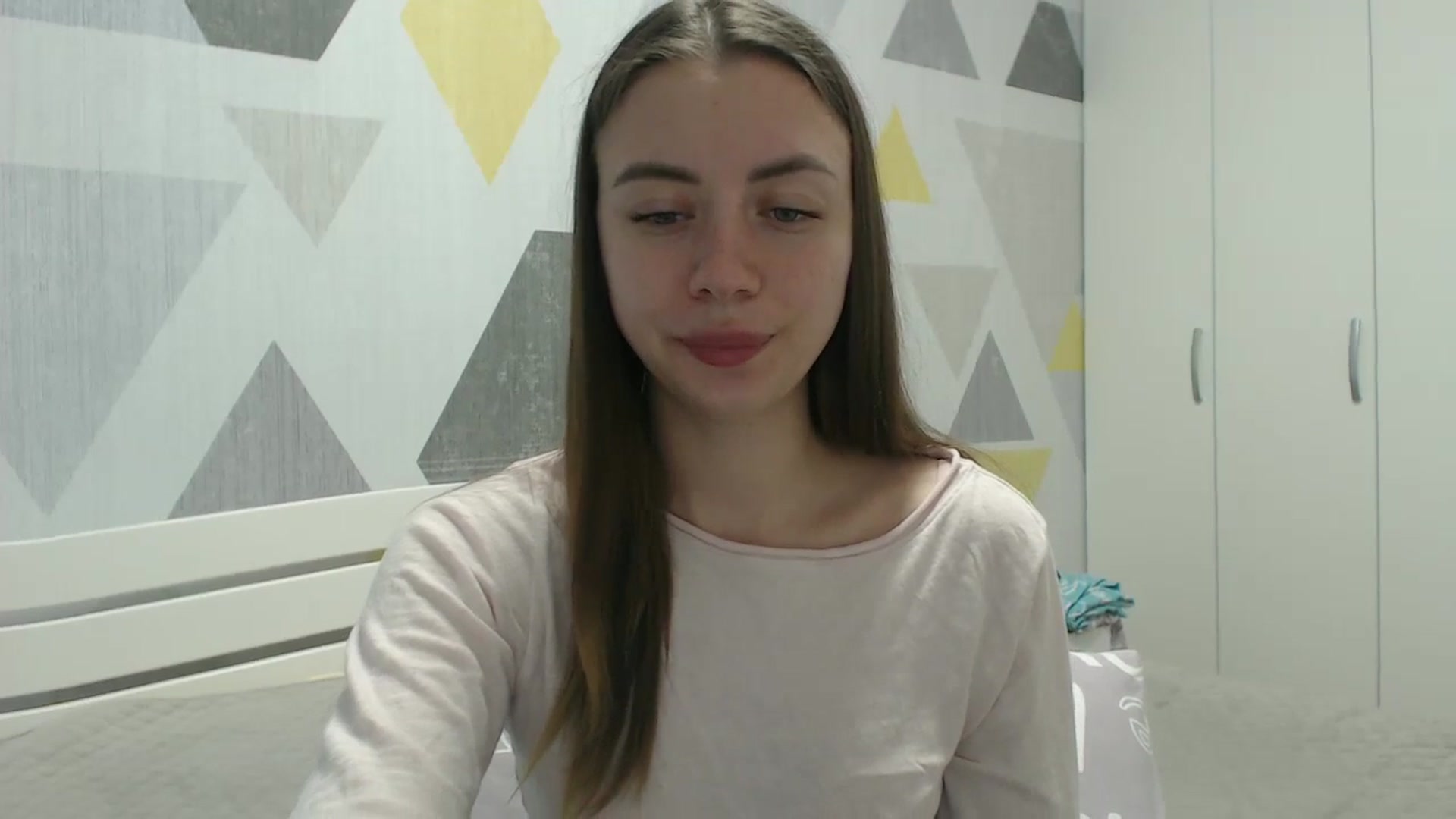 Gallery image thumbnail from Sulfate0's myfreecams stream on, 04/01/2026, 10:11 image 17 of 20