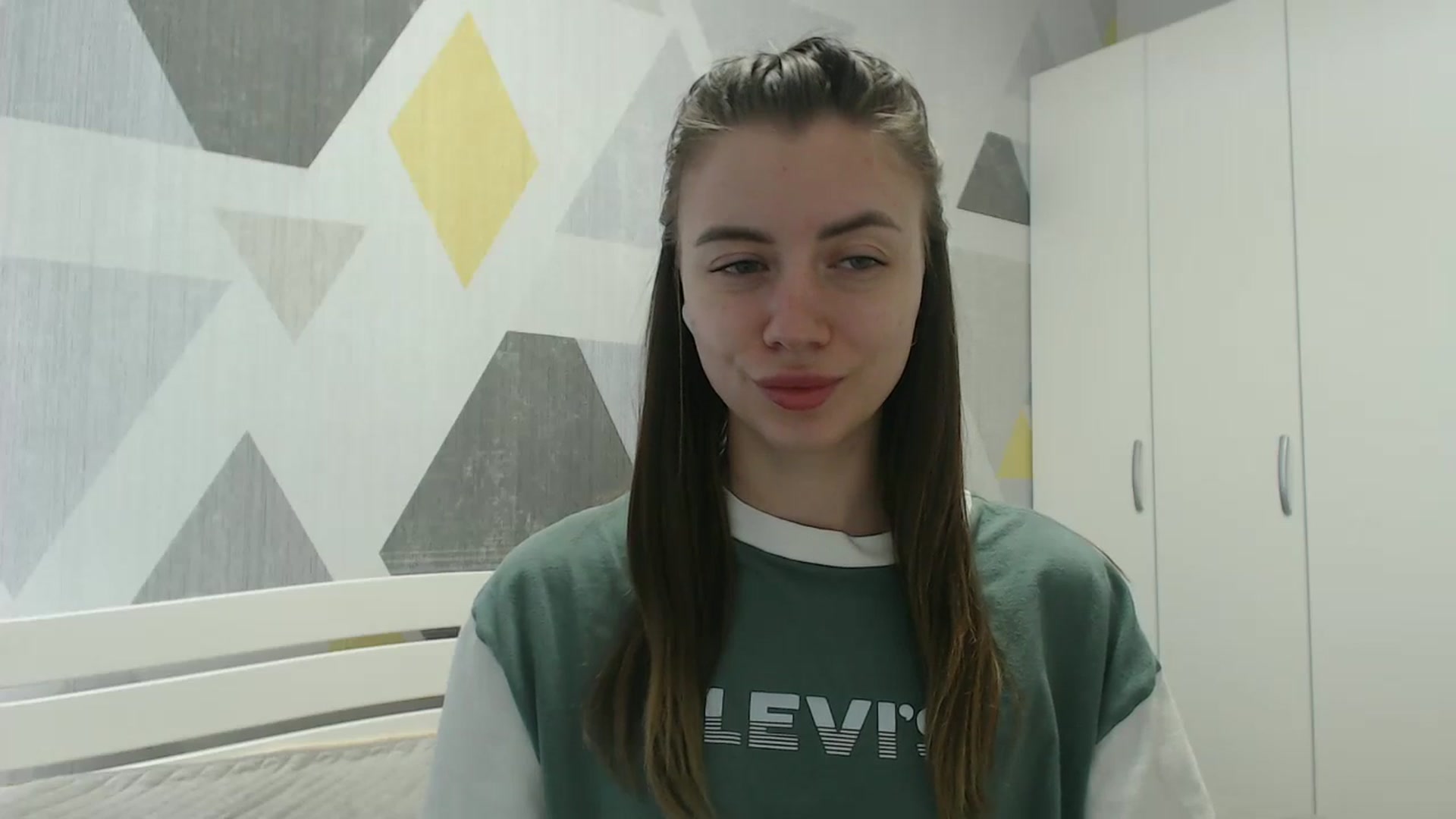 Gallery image thumbnail from Sulfate0's myfreecams stream on, 04/03/2026, 08:26 image 3 of 20