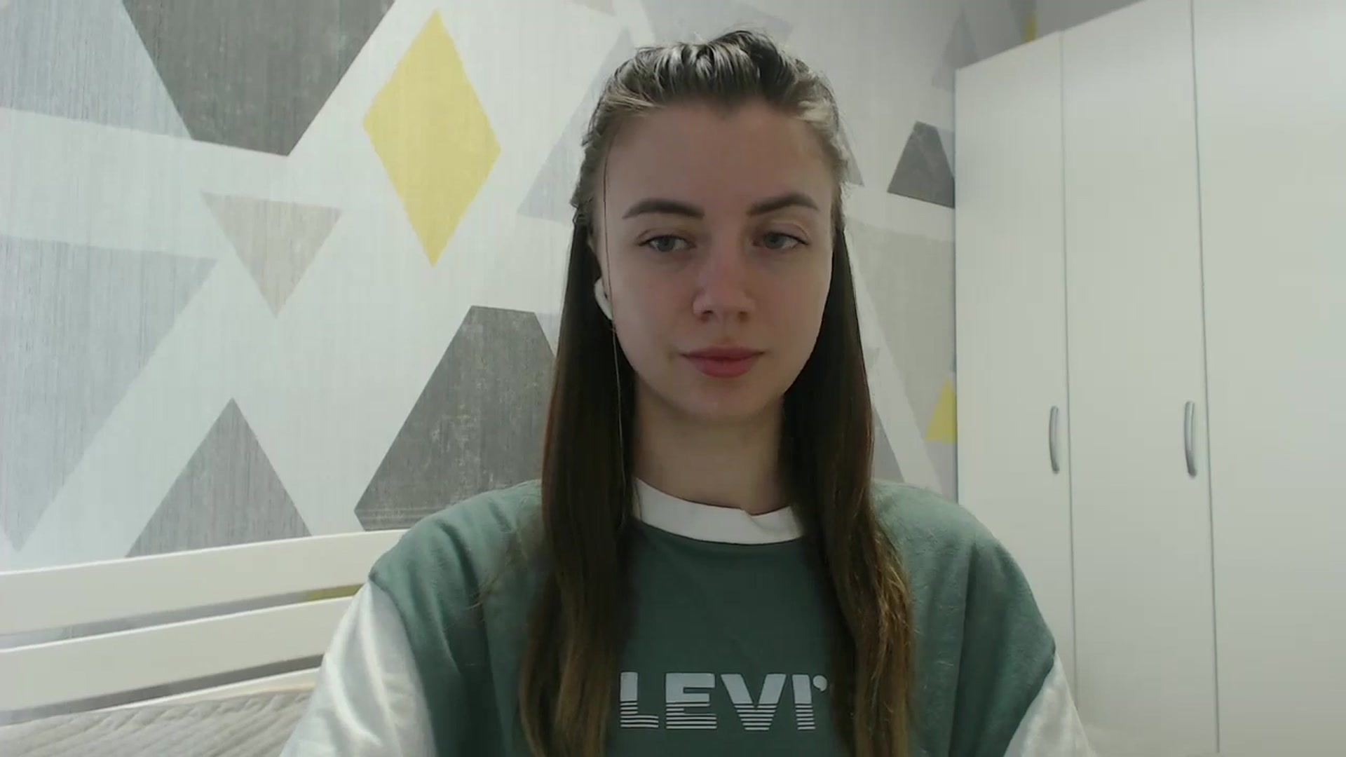 Gallery image thumbnail from Sulfate0's myfreecams stream on, 04/03/2026, 08:26 image 12 of 20