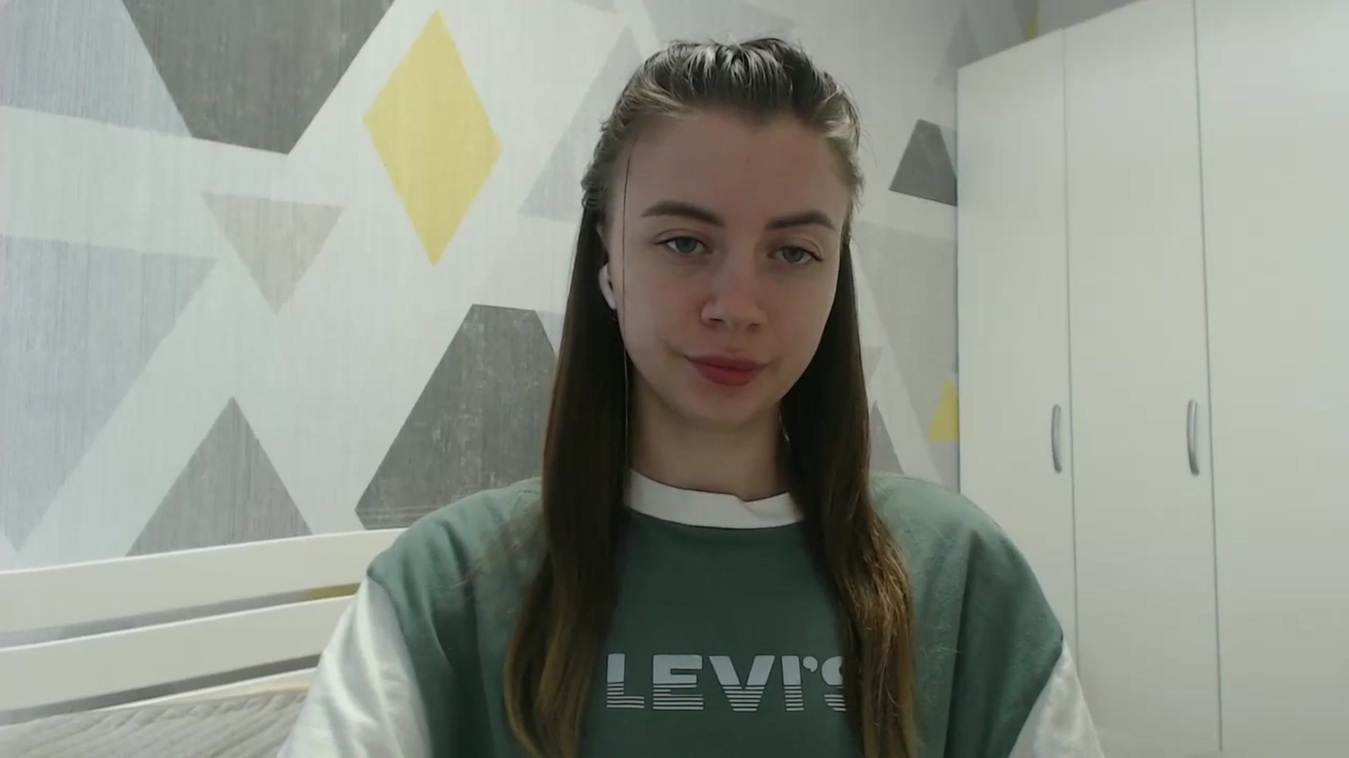 Gallery image thumbnail from Sulfate0's myfreecams stream on, 04/03/2026, 08:26 image 11 of 20