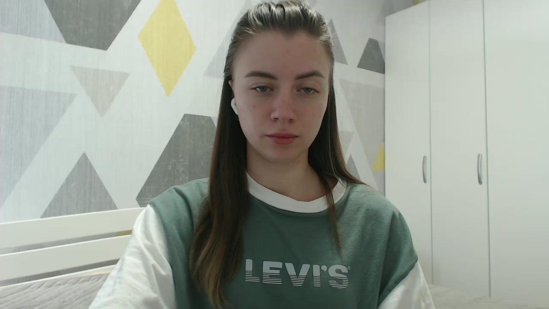 Gallery image thumbnail from Sulfate0's myfreecams stream on, 04/03/2026, 09:38 image 4 of 20