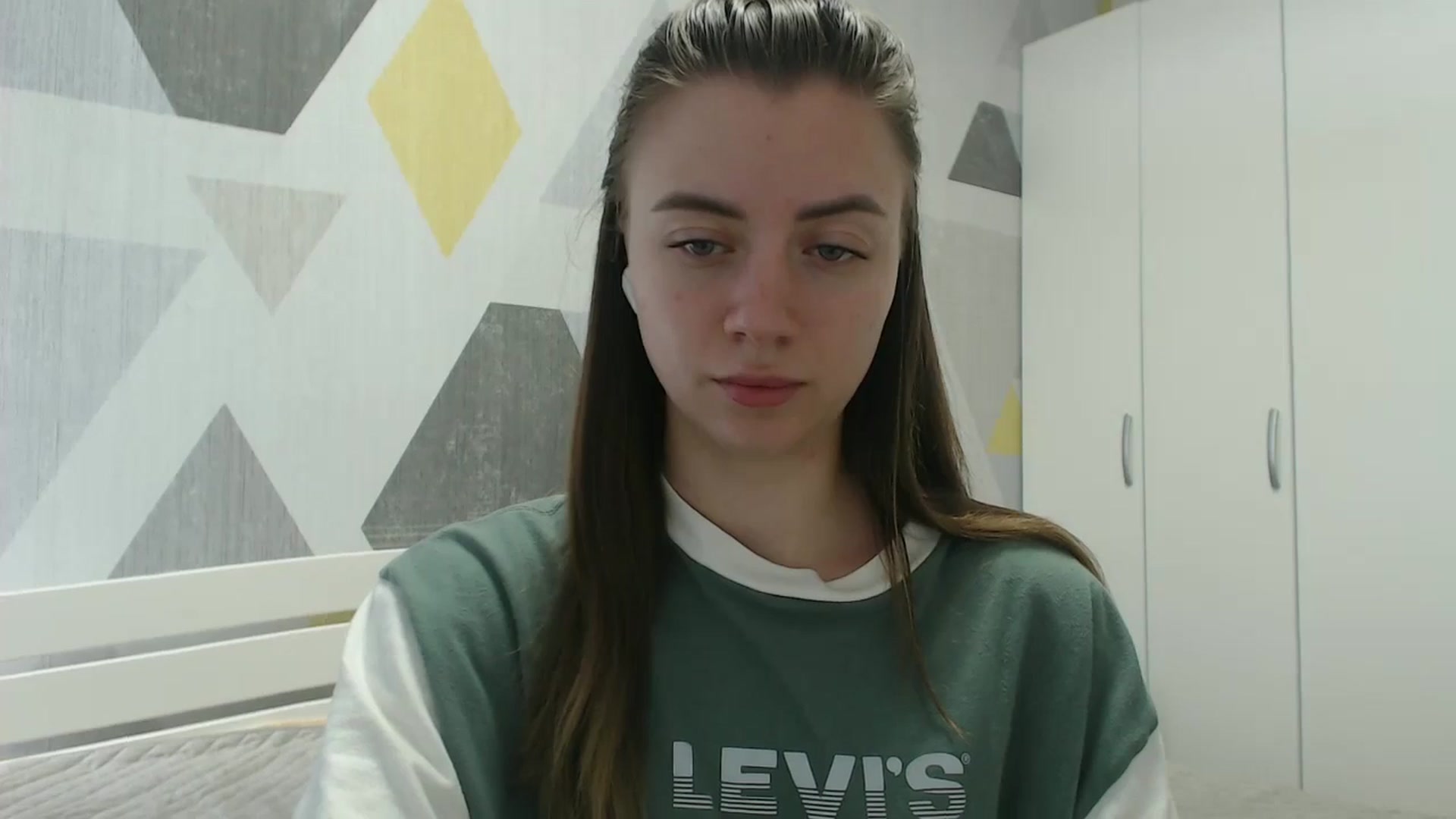 Gallery image thumbnail from Sulfate0's myfreecams stream on, 04/03/2026, 09:38 image 11 of 20