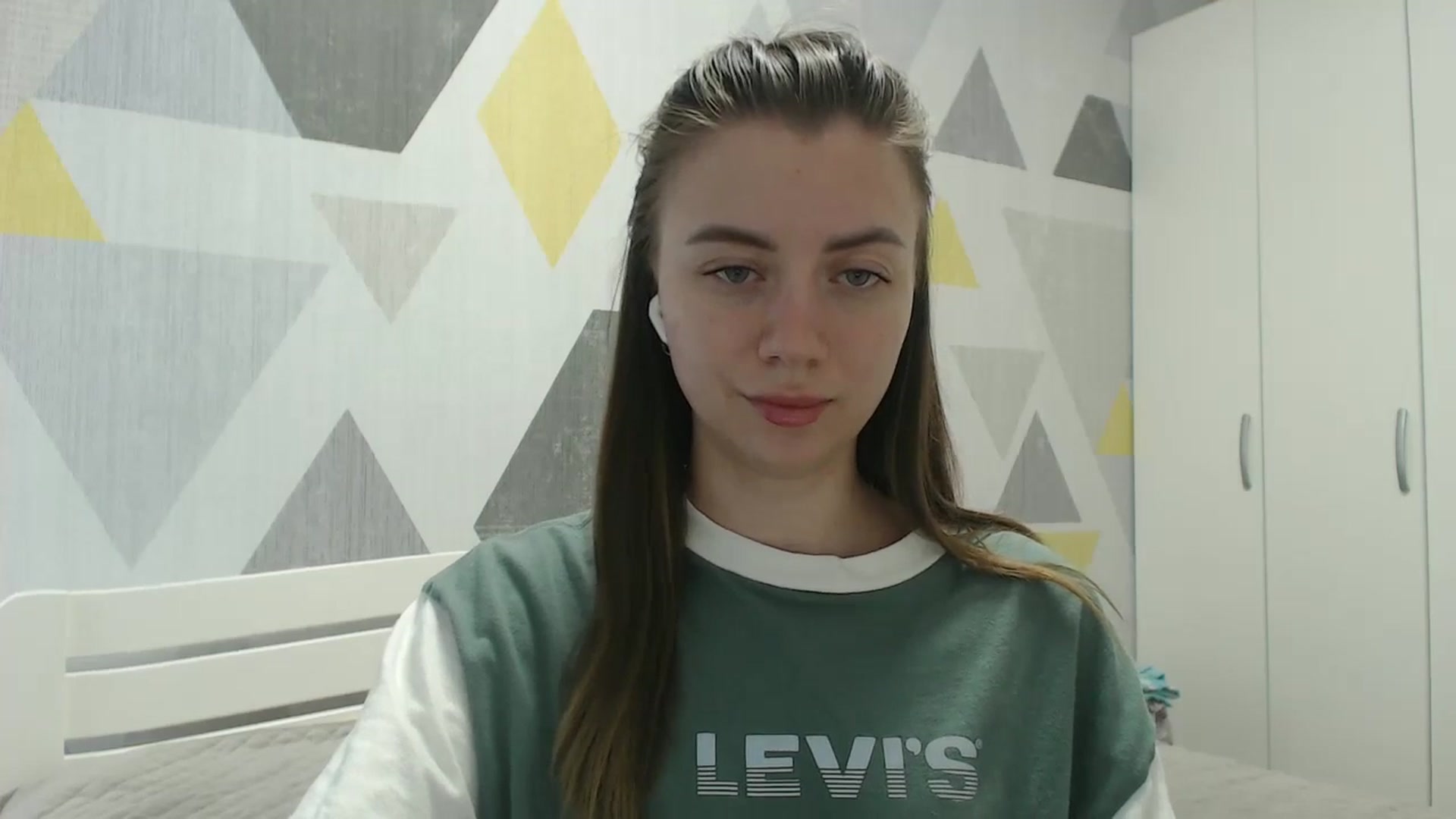 Gallery image thumbnail from Sulfate0's myfreecams stream on, 04/03/2026, 10:42 image 6 of 20