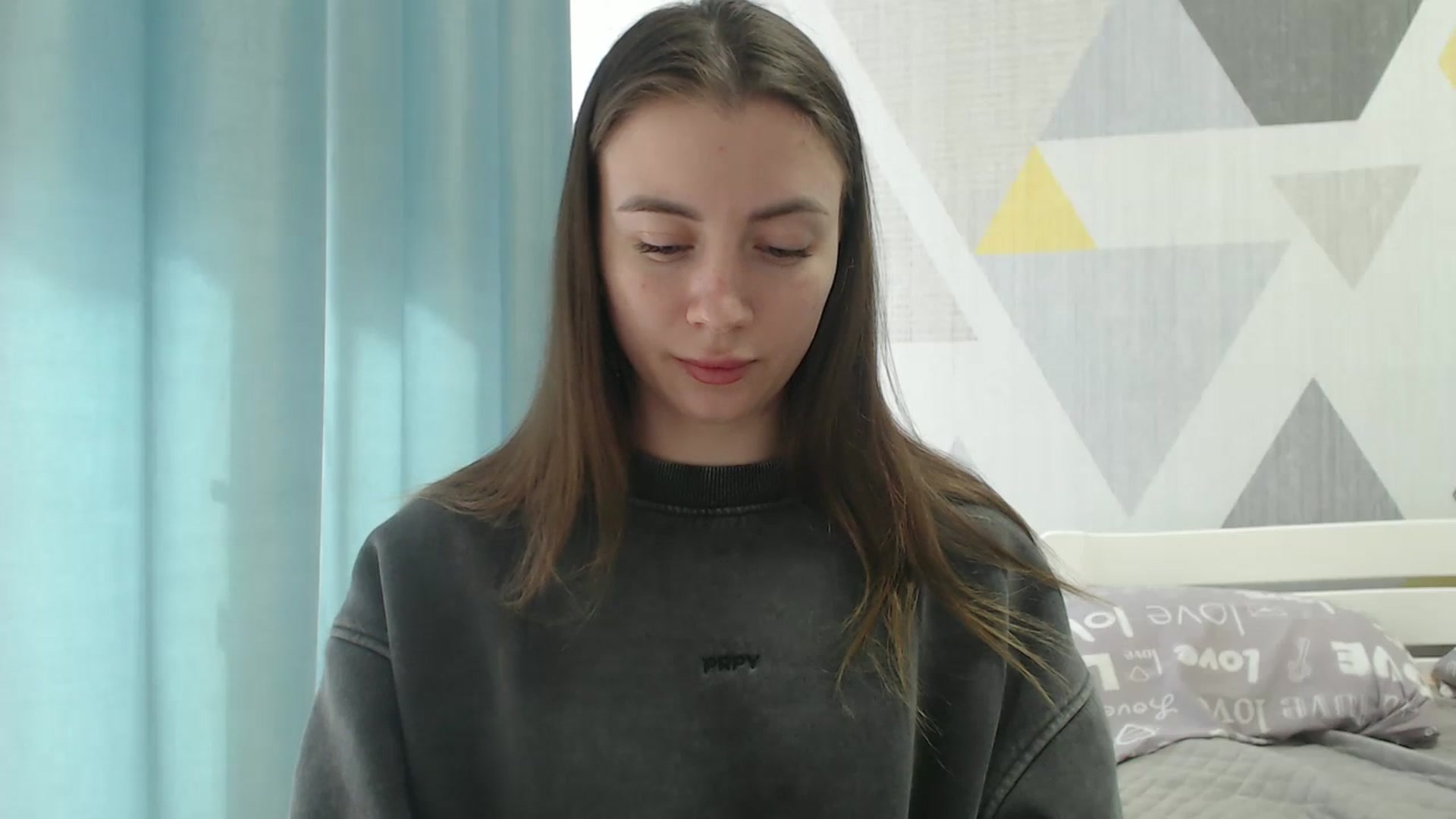 Gallery image thumbnail from Sulfate0's myfreecams stream on, 04/05/2026, 11:45 image 17 of 20