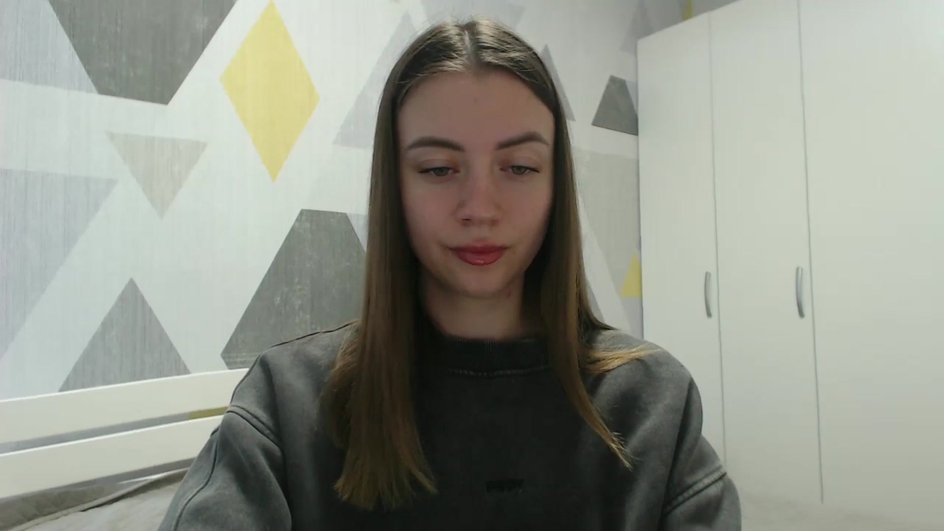 Gallery image thumbnail from Sulfate0's myfreecams stream on, 04/07/2026, 08:03 image 18 of 20