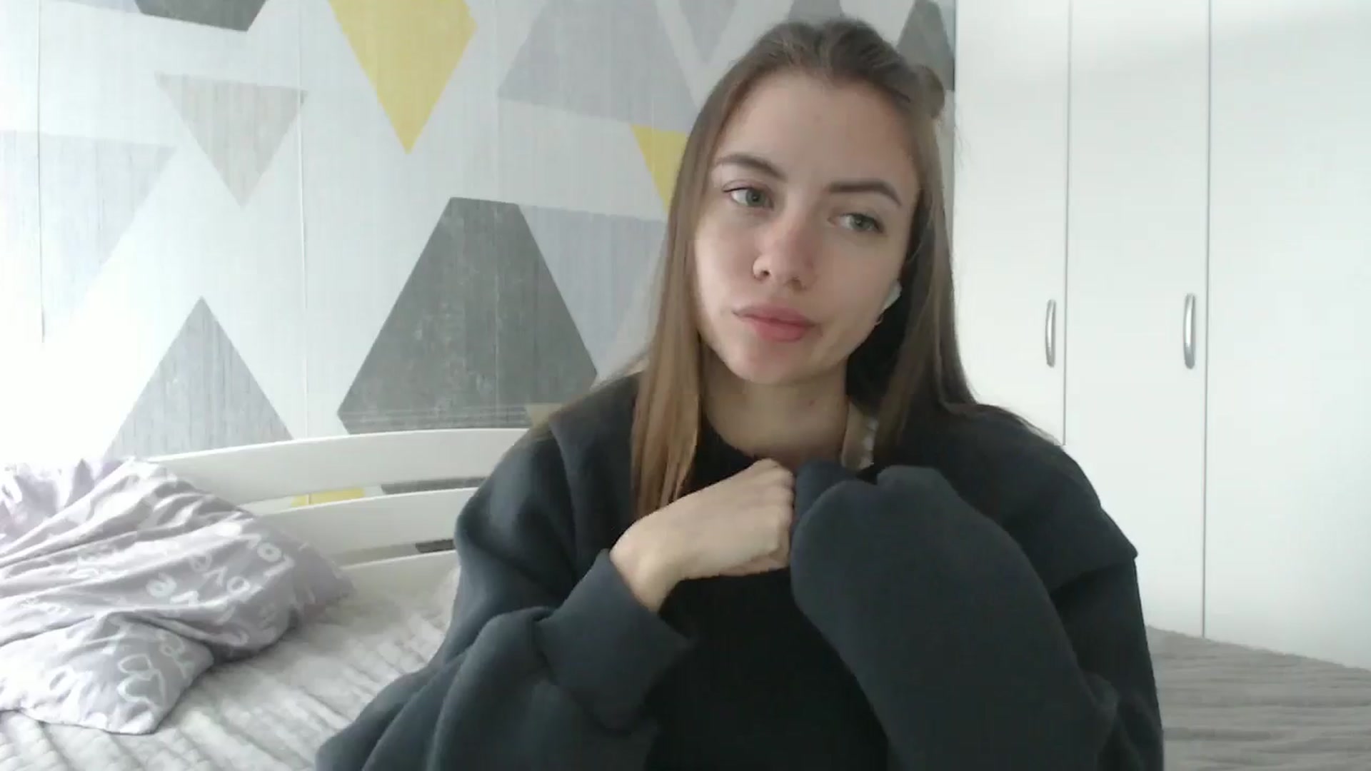 Gallery image thumbnail from Sulfate0's myfreecams stream on, 04/08/2026, 09:48 image 2 of 20