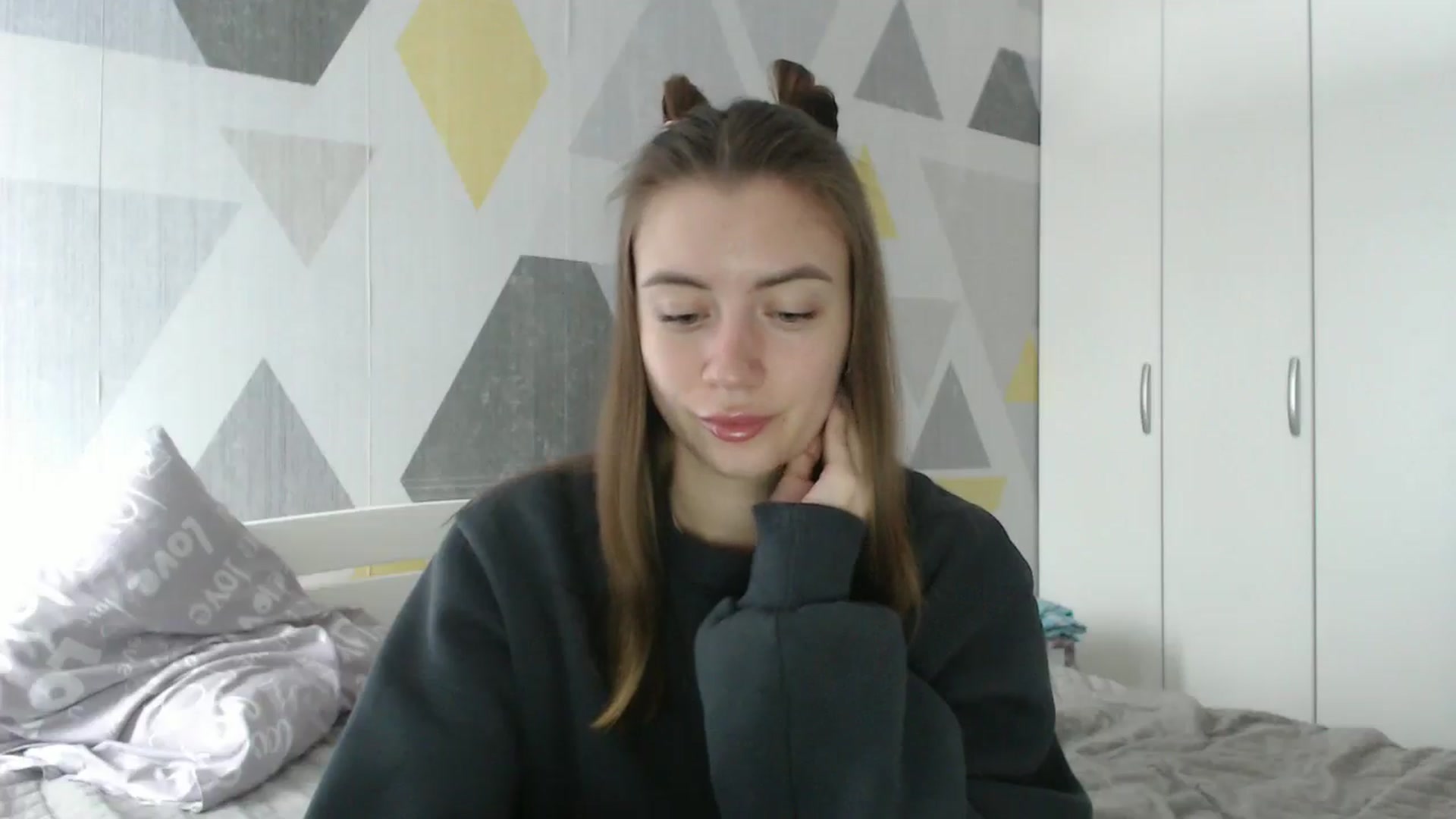 Gallery image thumbnail from Sulfate0's myfreecams stream on, 04/09/2026, 08:06 image 3 of 20
