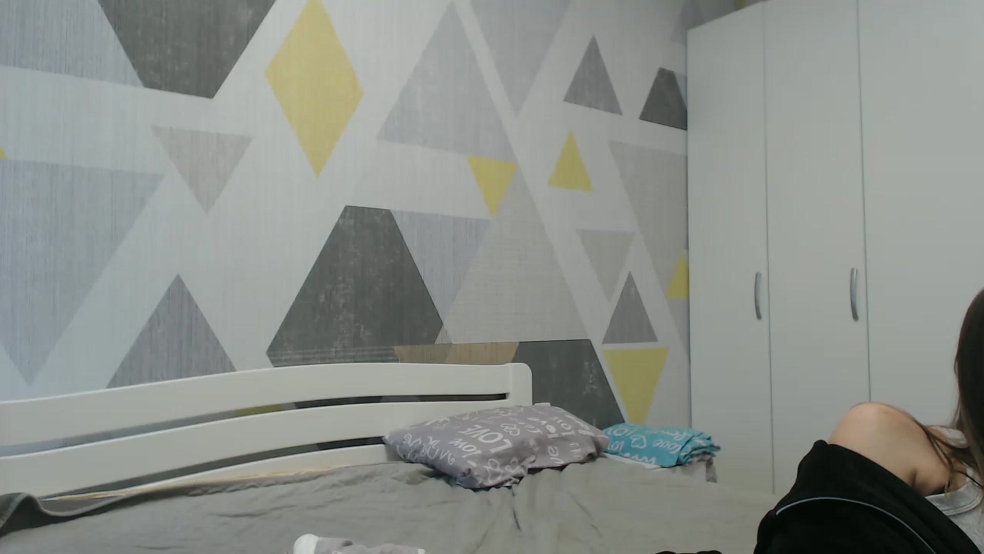 Gallery image thumbnail from Sulfate0's myfreecams stream on, 04/12/2026, 08:11 image 11 of 20