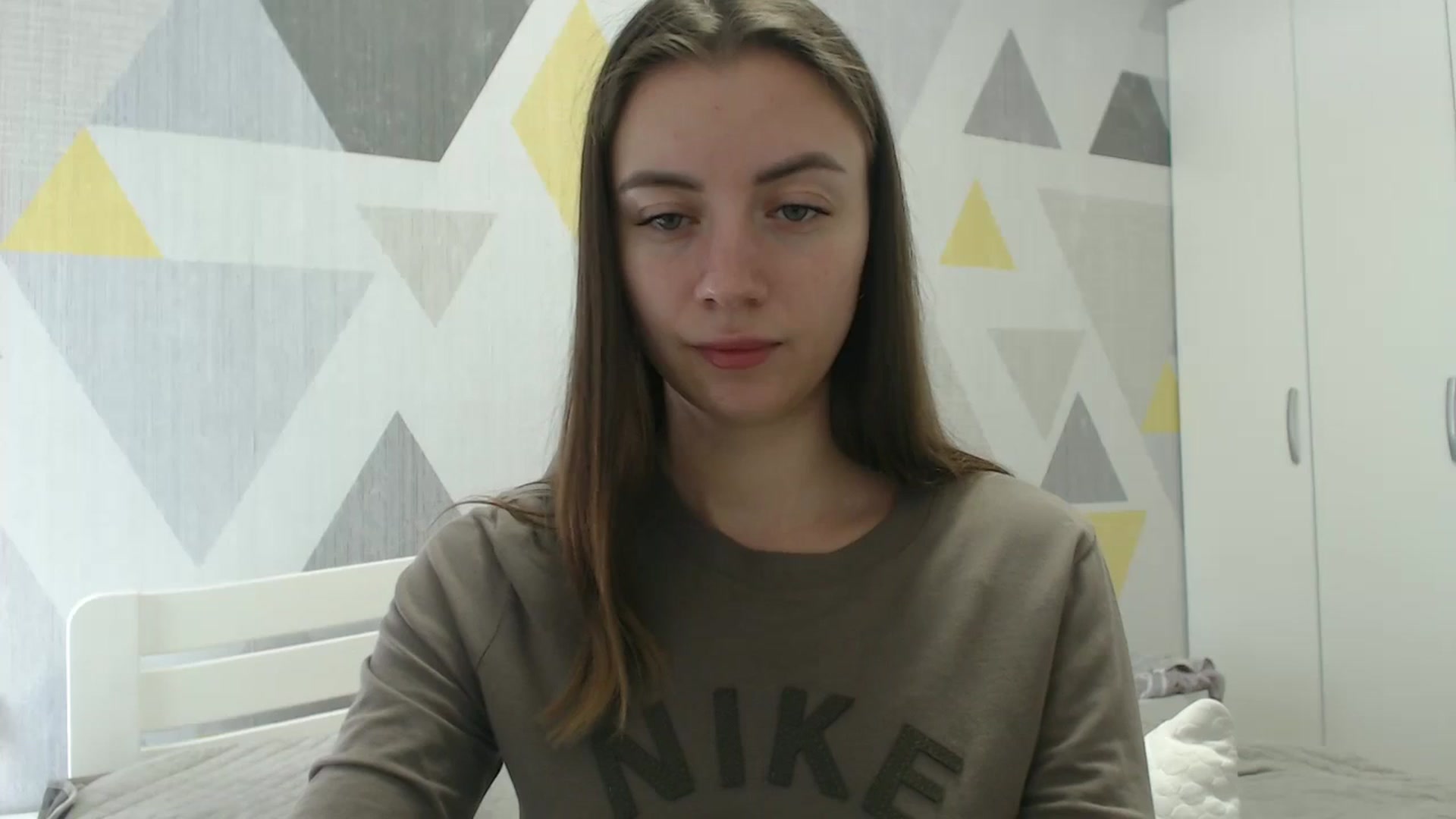 Gallery image thumbnail from Sulfate0's myfreecams stream on, 04/17/2026, 09:57 image 14 of 20