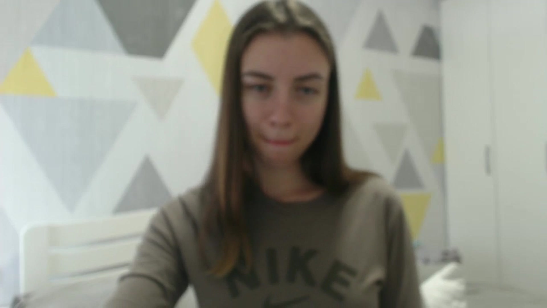 Gallery image thumbnail from Sulfate0's myfreecams stream on, 04/17/2026, 09:57 image 17 of 20