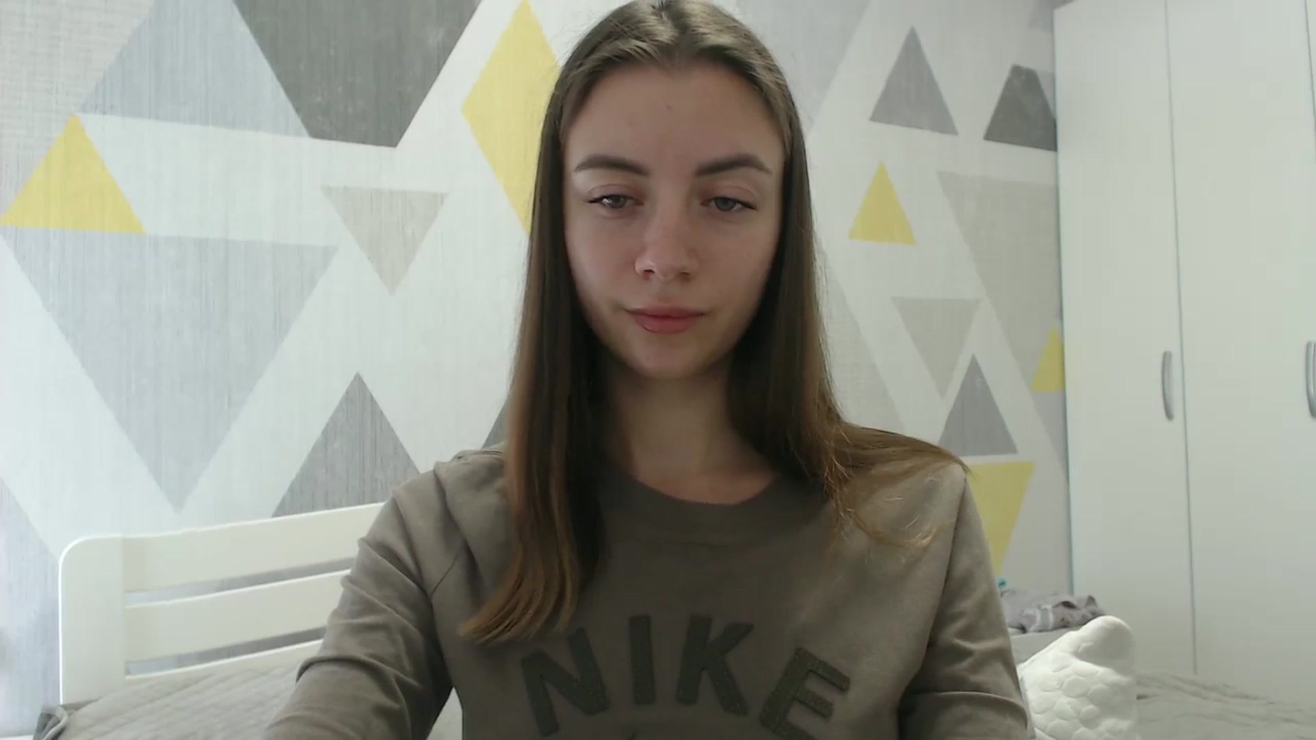 Gallery image thumbnail from Sulfate0's myfreecams stream on, 04/17/2026, 09:57 image 10 of 20