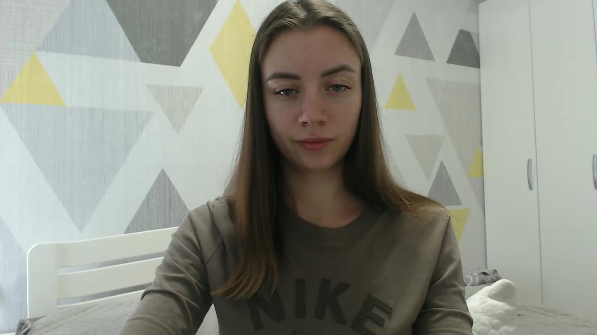 Gallery image thumbnail from Sulfate0's myfreecams stream on, 04/17/2026, 09:57 image 6 of 20