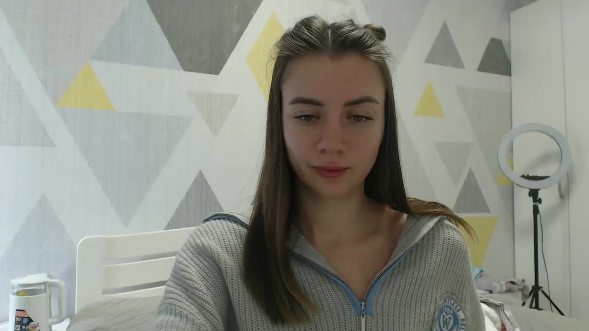 Gallery image thumbnail from Sulfate0's myfreecams stream on, 04/23/2026, 10:27 image 10 of 20