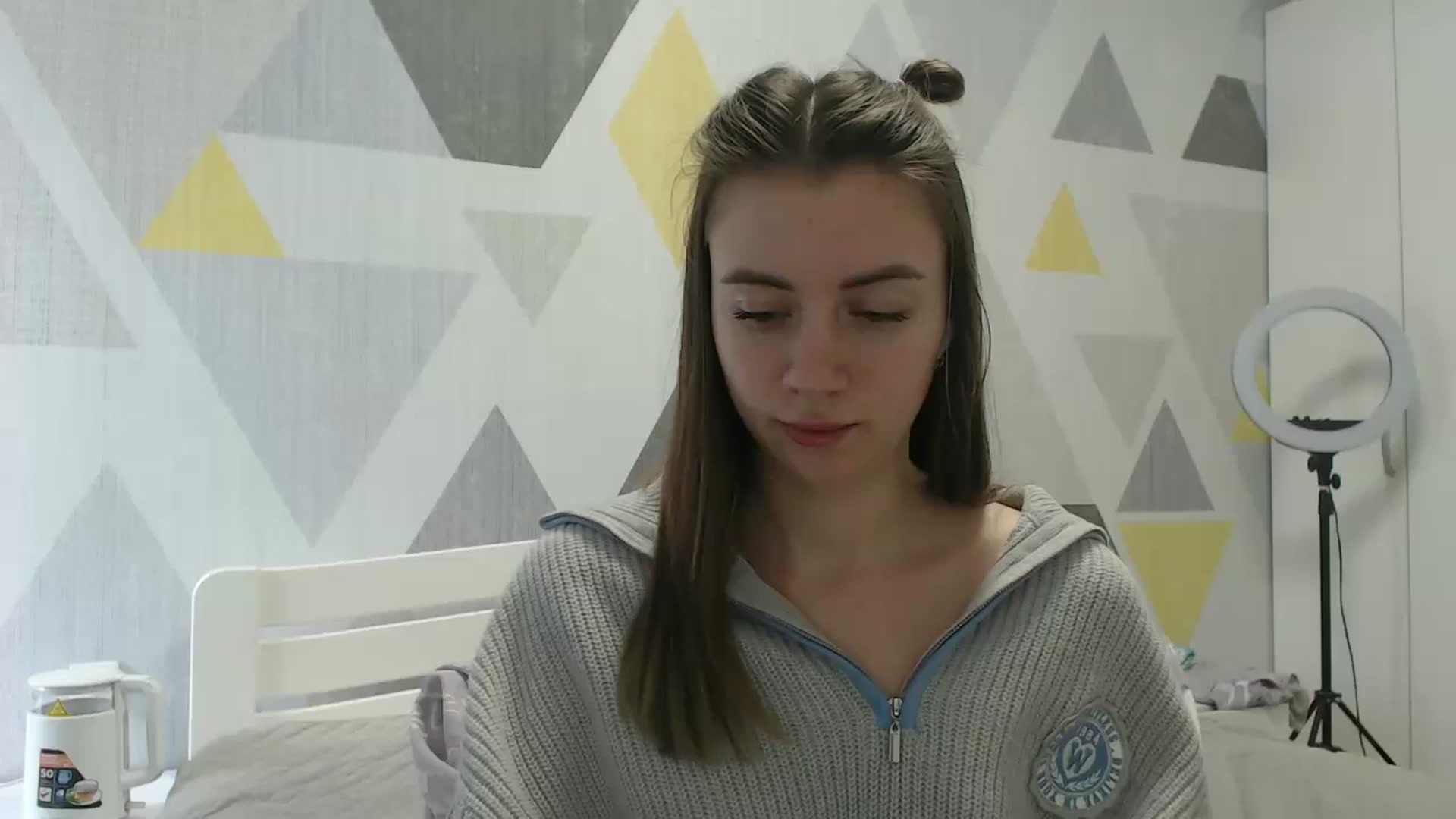 Gallery image thumbnail from Sulfate0's myfreecams stream on, 04/23/2026, 10:27 image 1 of 20