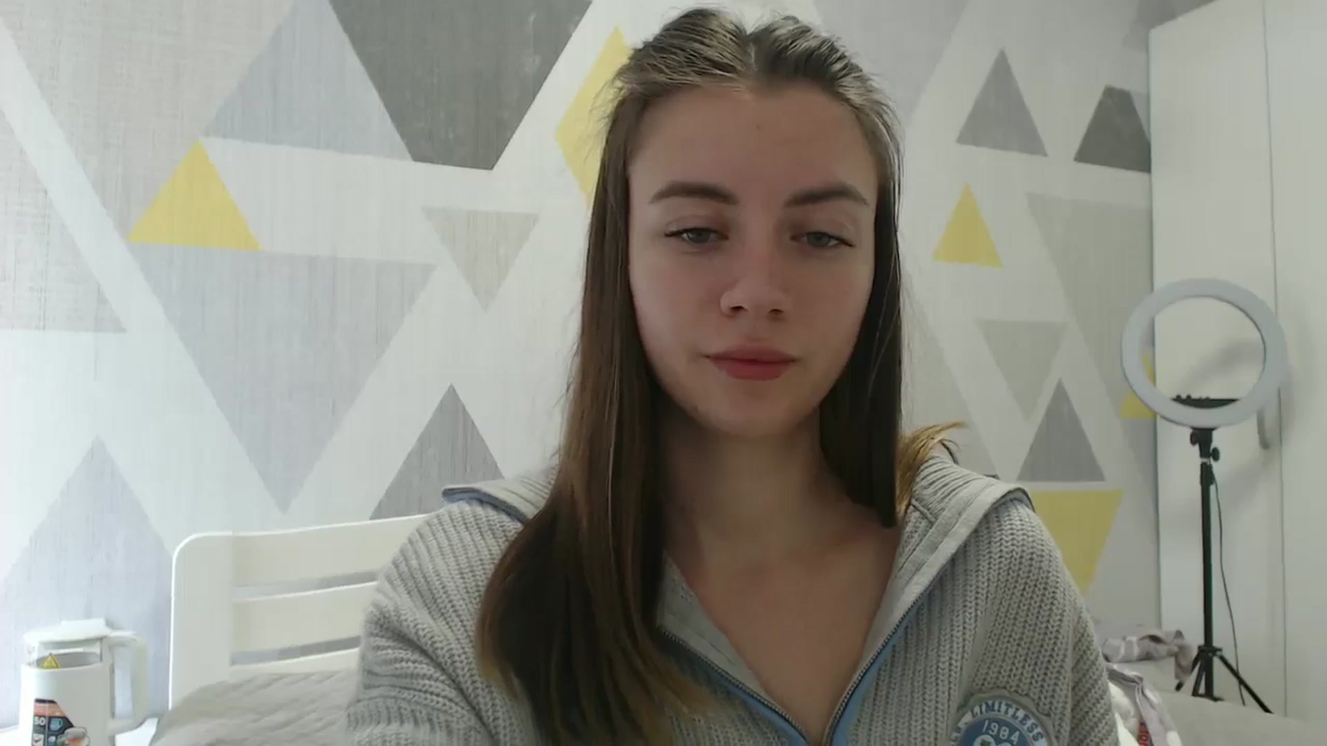 Gallery image thumbnail from Sulfate0's myfreecams stream on, 04/23/2026, 10:27 image 18 of 20