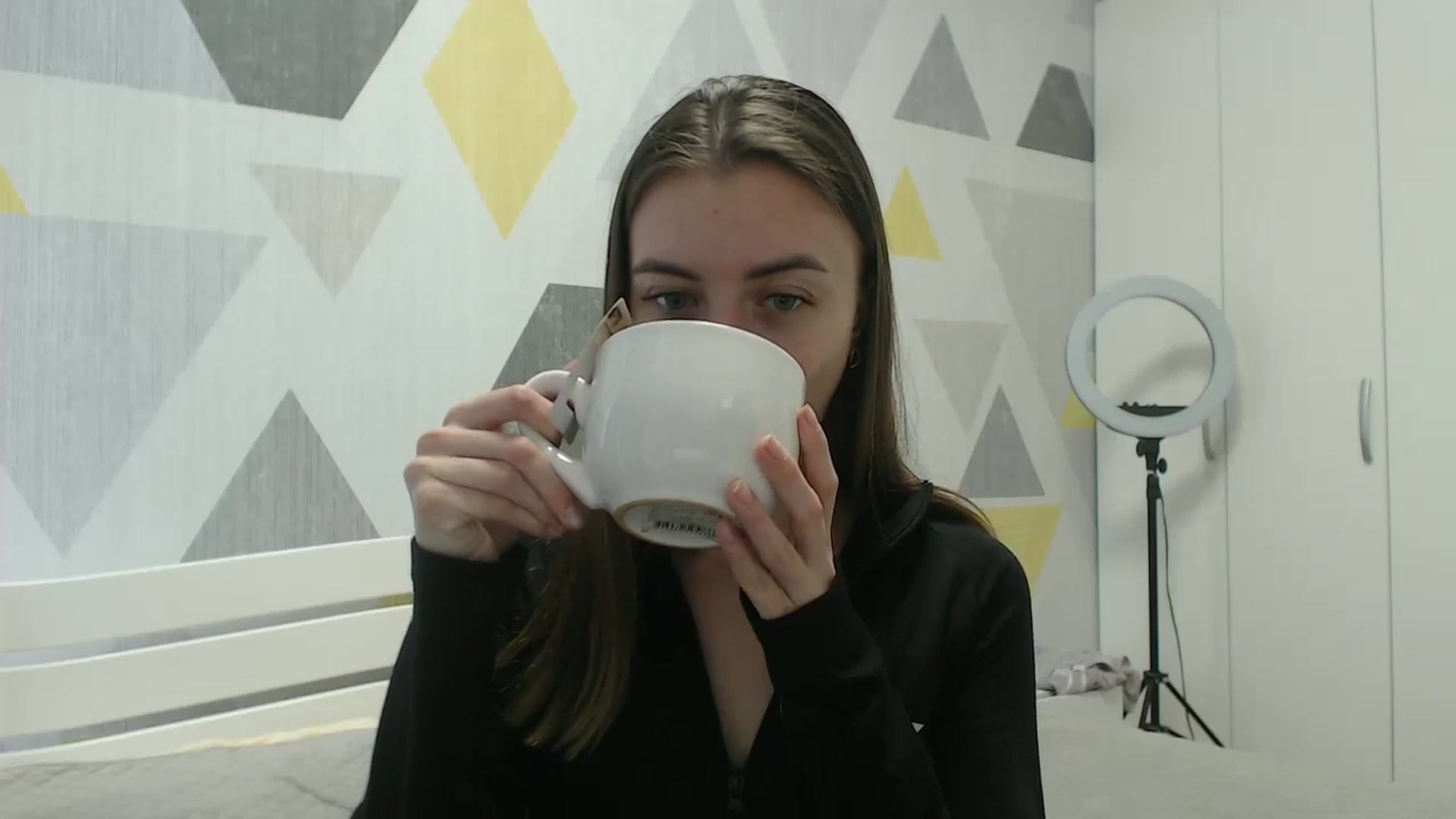 Gallery image thumbnail from Sulfate0's myfreecams stream on, 04/24/2026, 07:26 image 3 of 20
