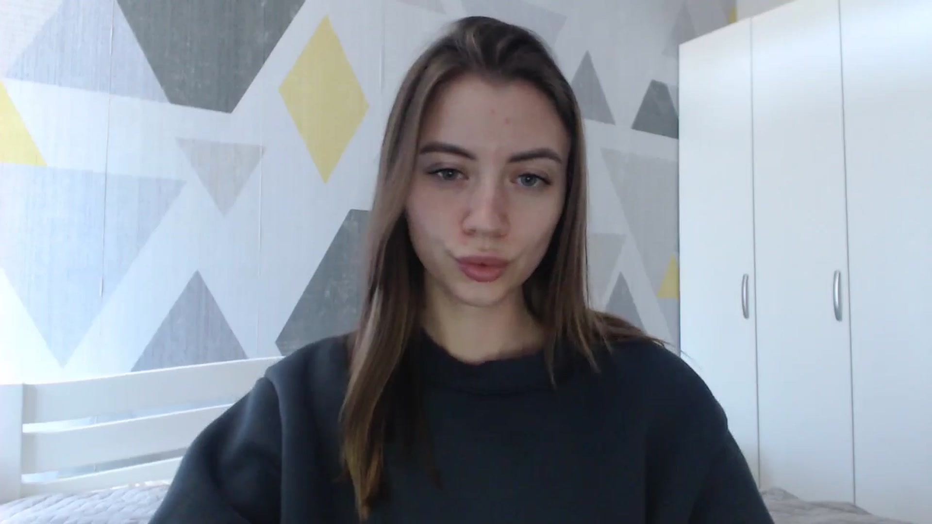 Gallery image thumbnail from Sulfate0's myfreecams stream on, 04/27/2026, 09:18 image 5 of 20